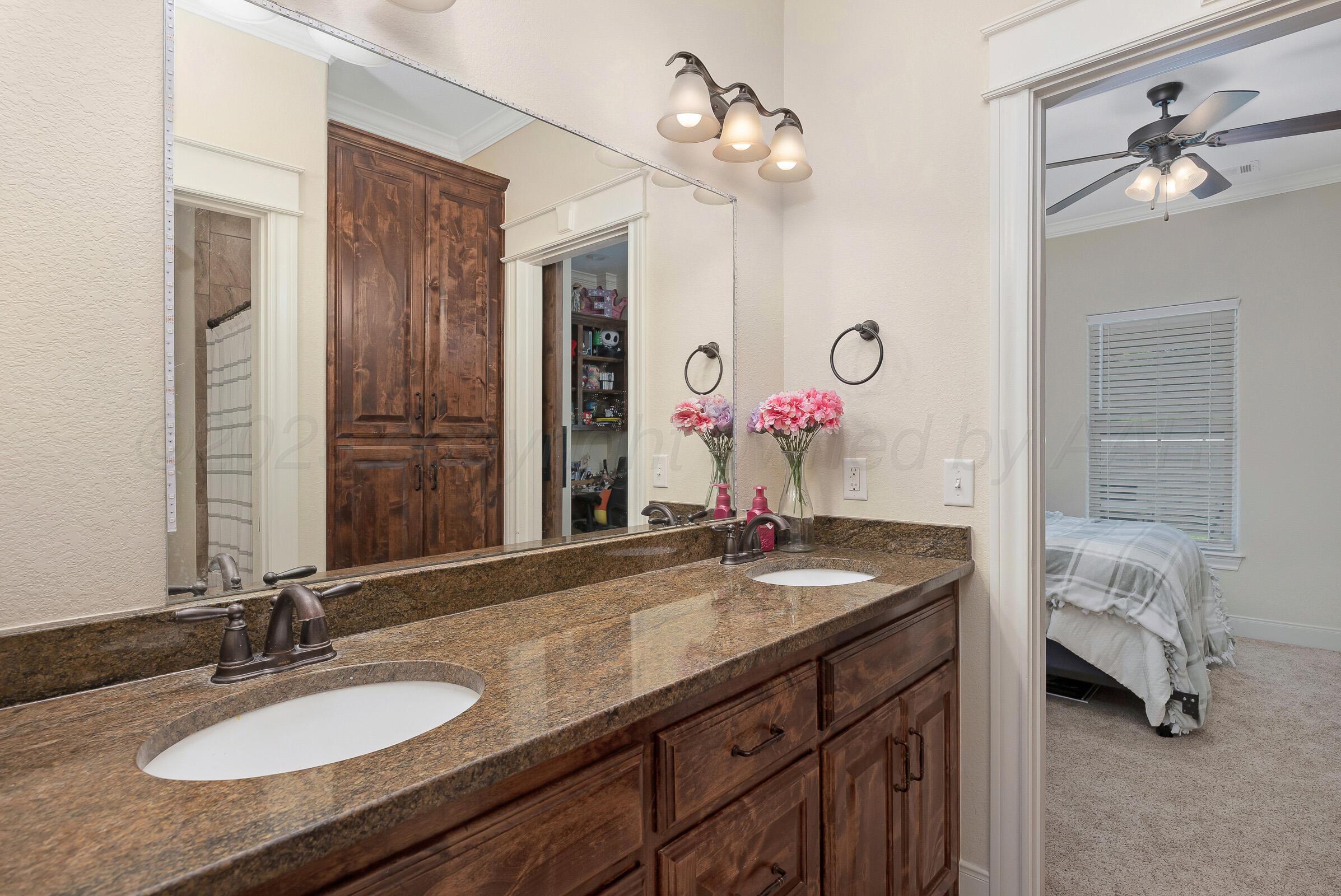 17150 Valley Lake Drive Property Photo 33