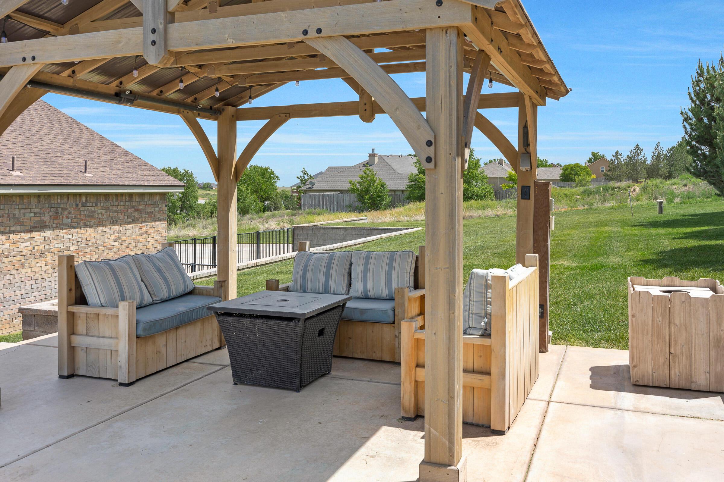 17150 Valley Lake Drive Property Photo 46
