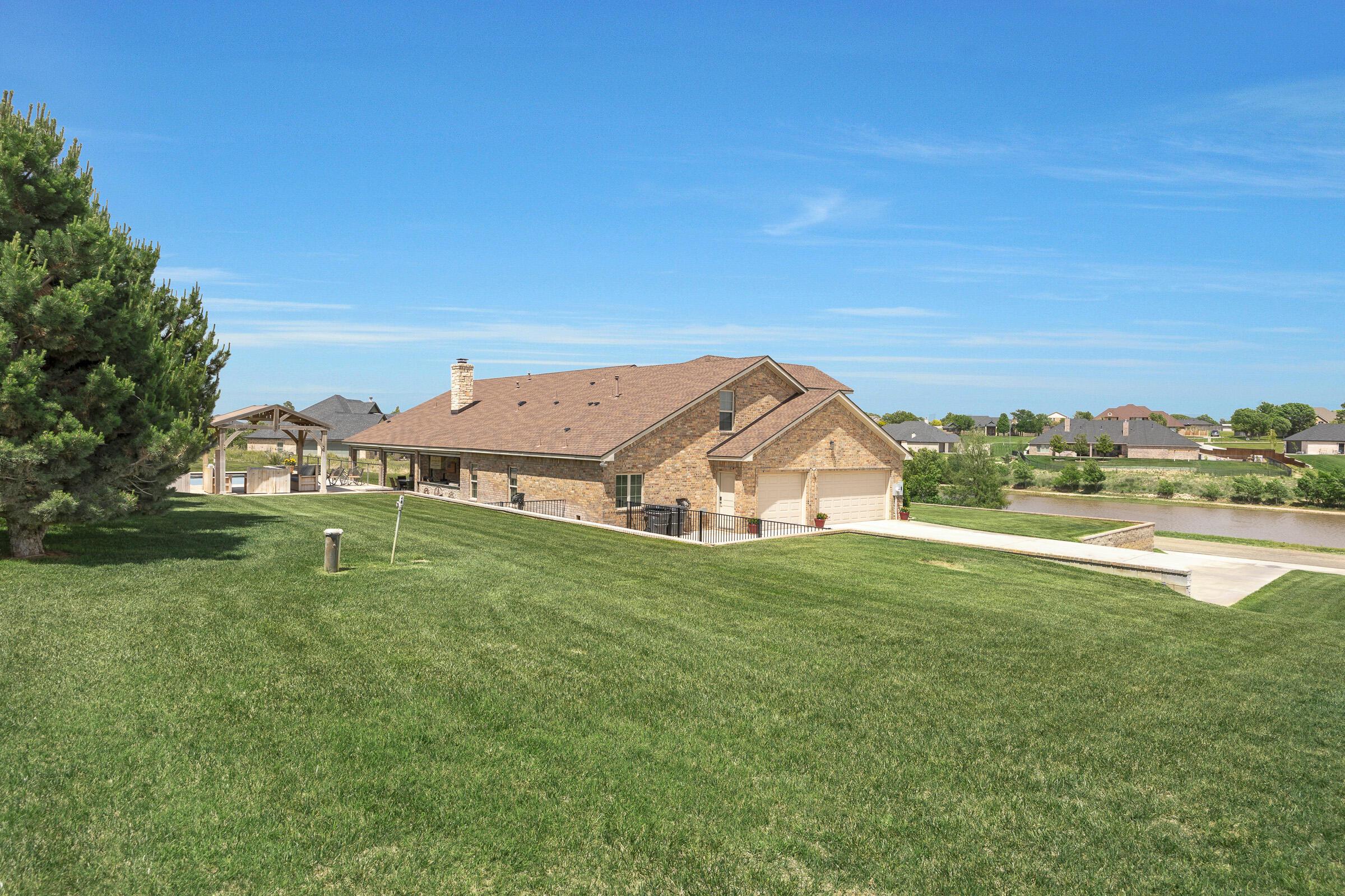 17150 Valley Lake Drive Property Photo 47