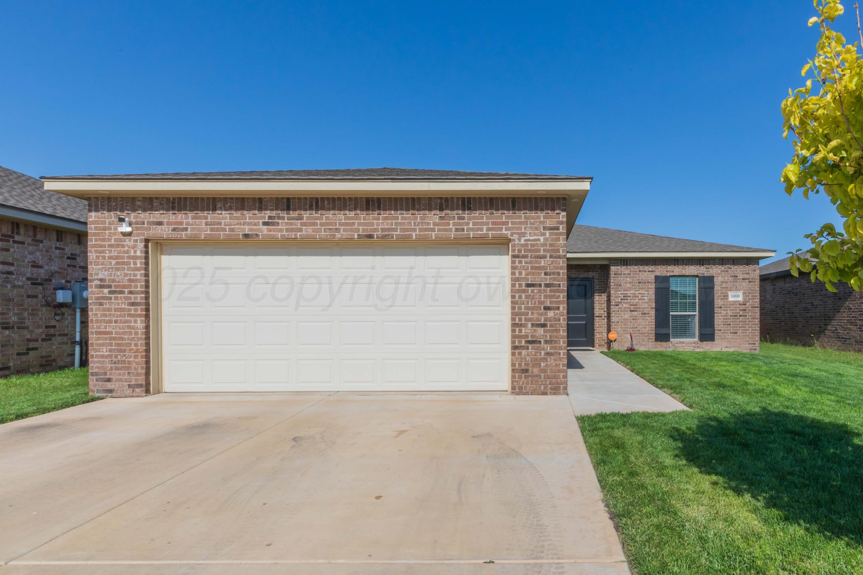 5000 EBERLY Street Property Photo 1