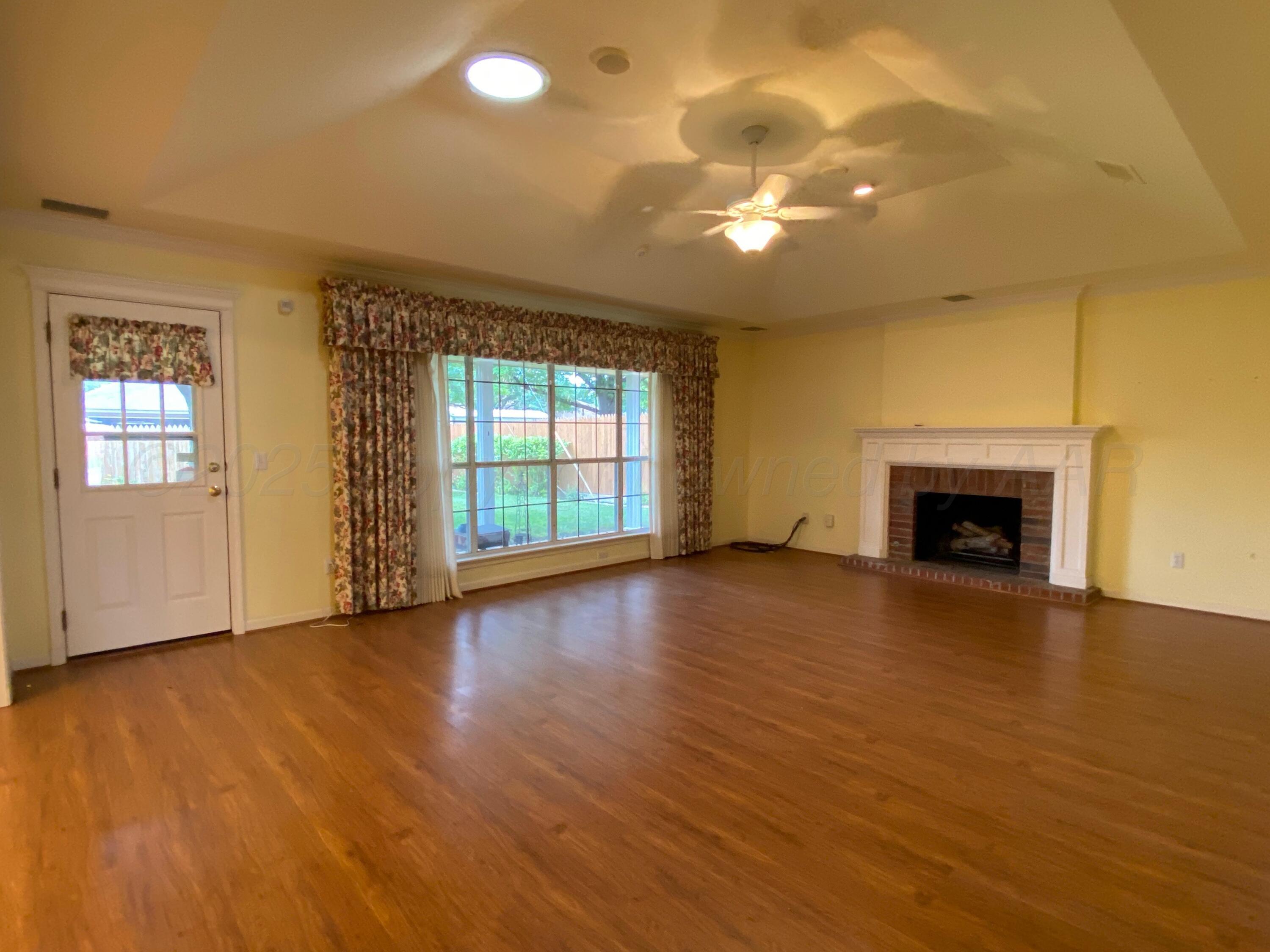 5819 Andover Drive Property Photo 4