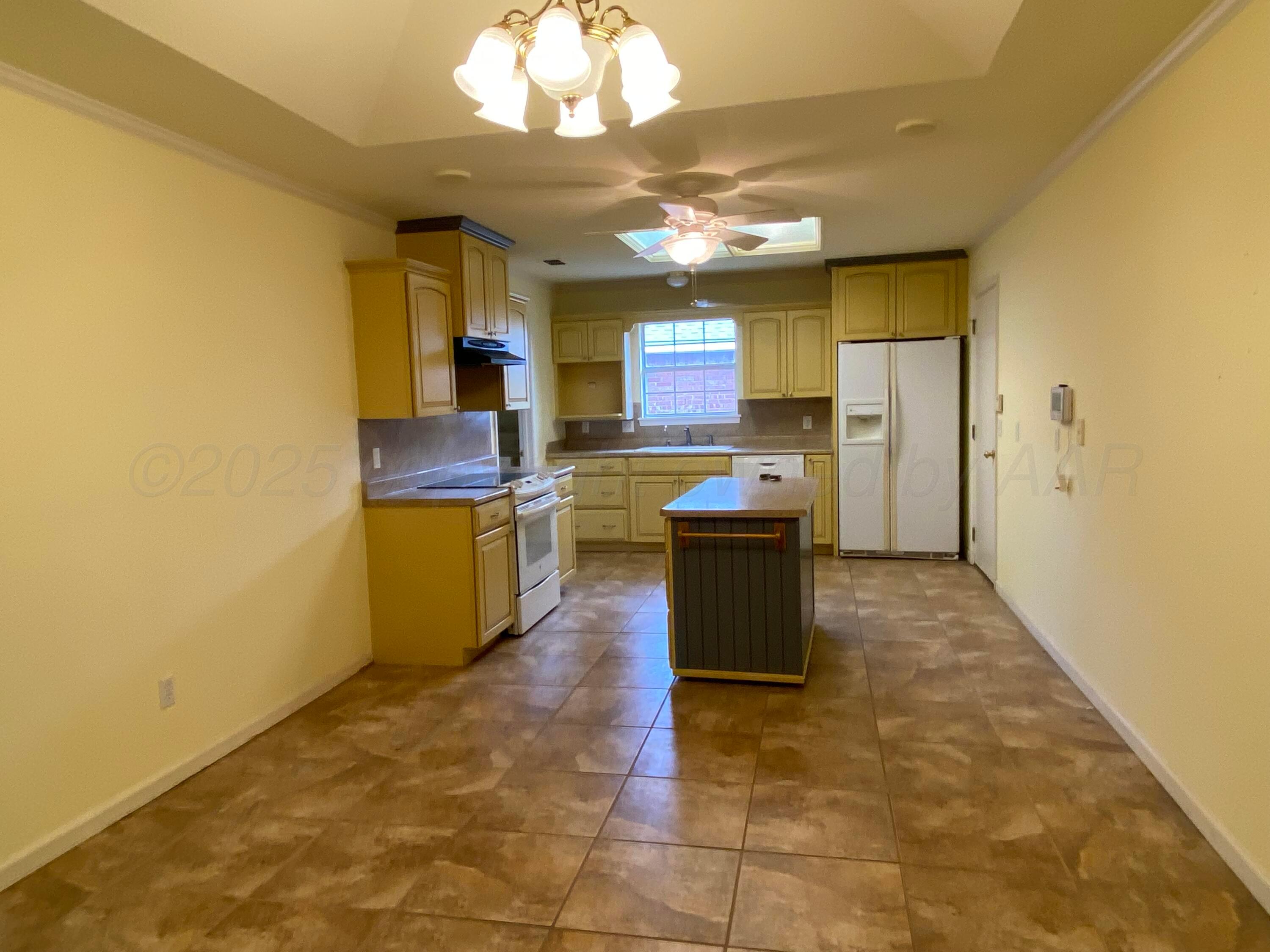 5819 Andover Drive Property Photo 5