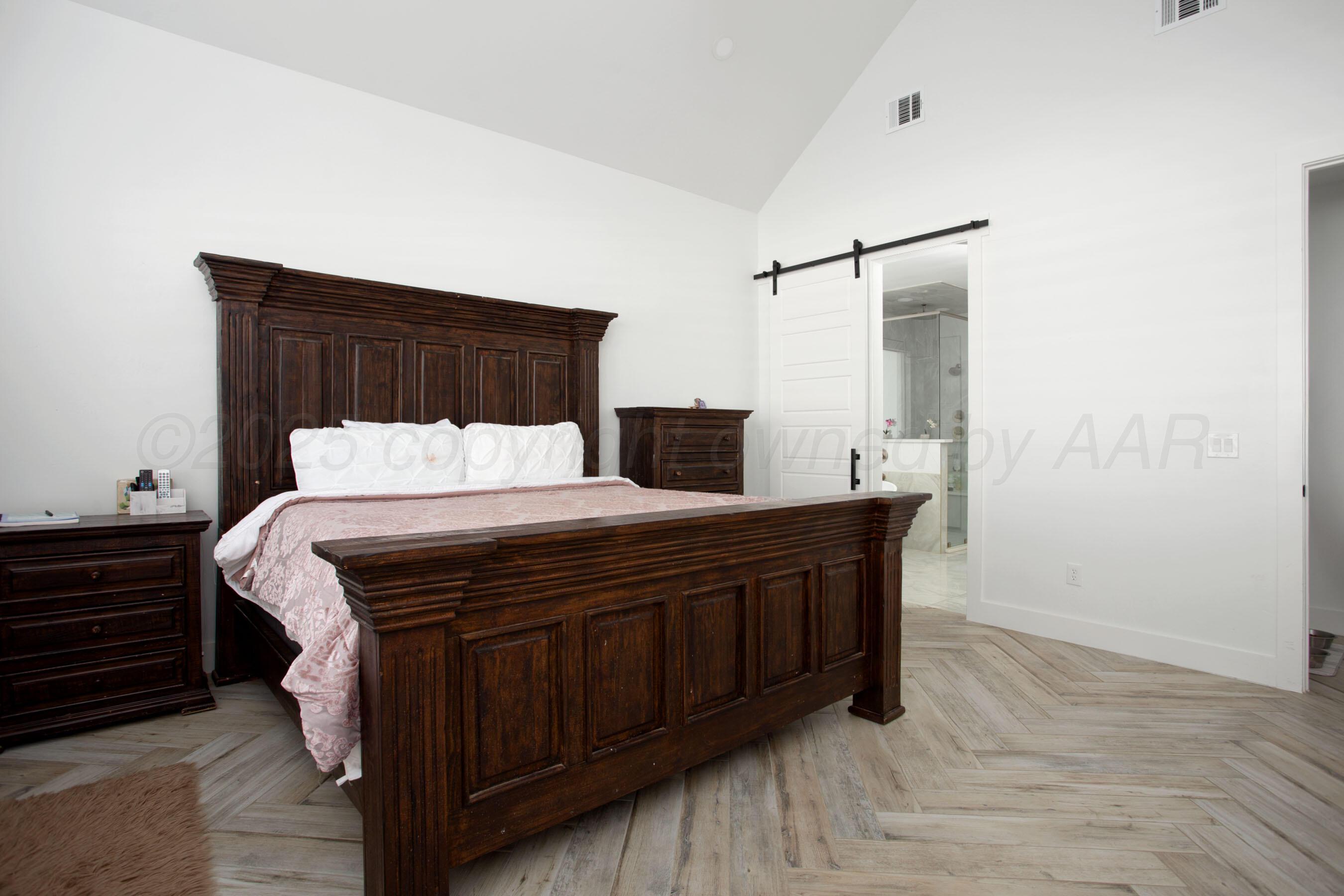 9800 Barton Springs Drive Property Photo 19