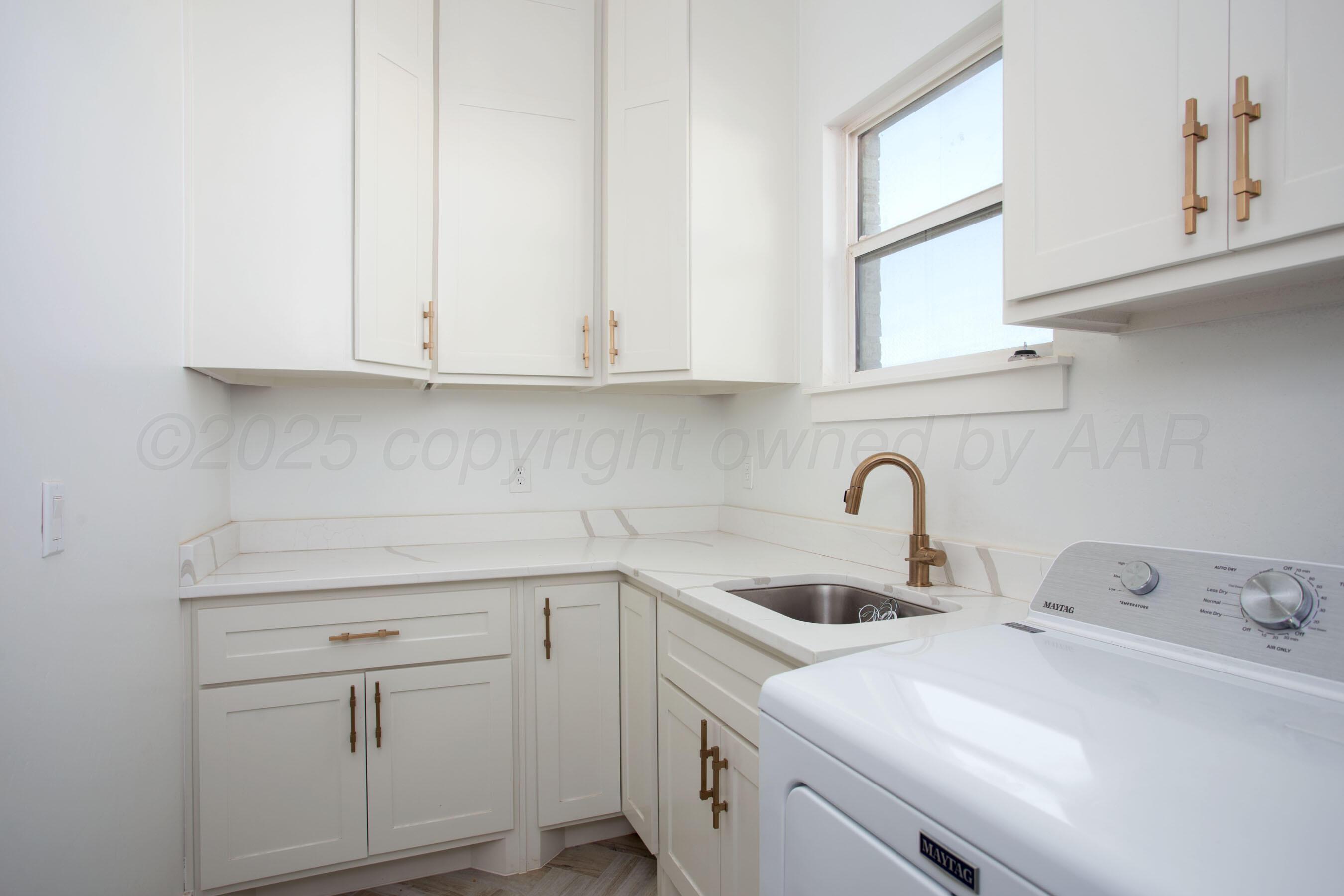 9800 Barton Springs Drive Property Photo 35