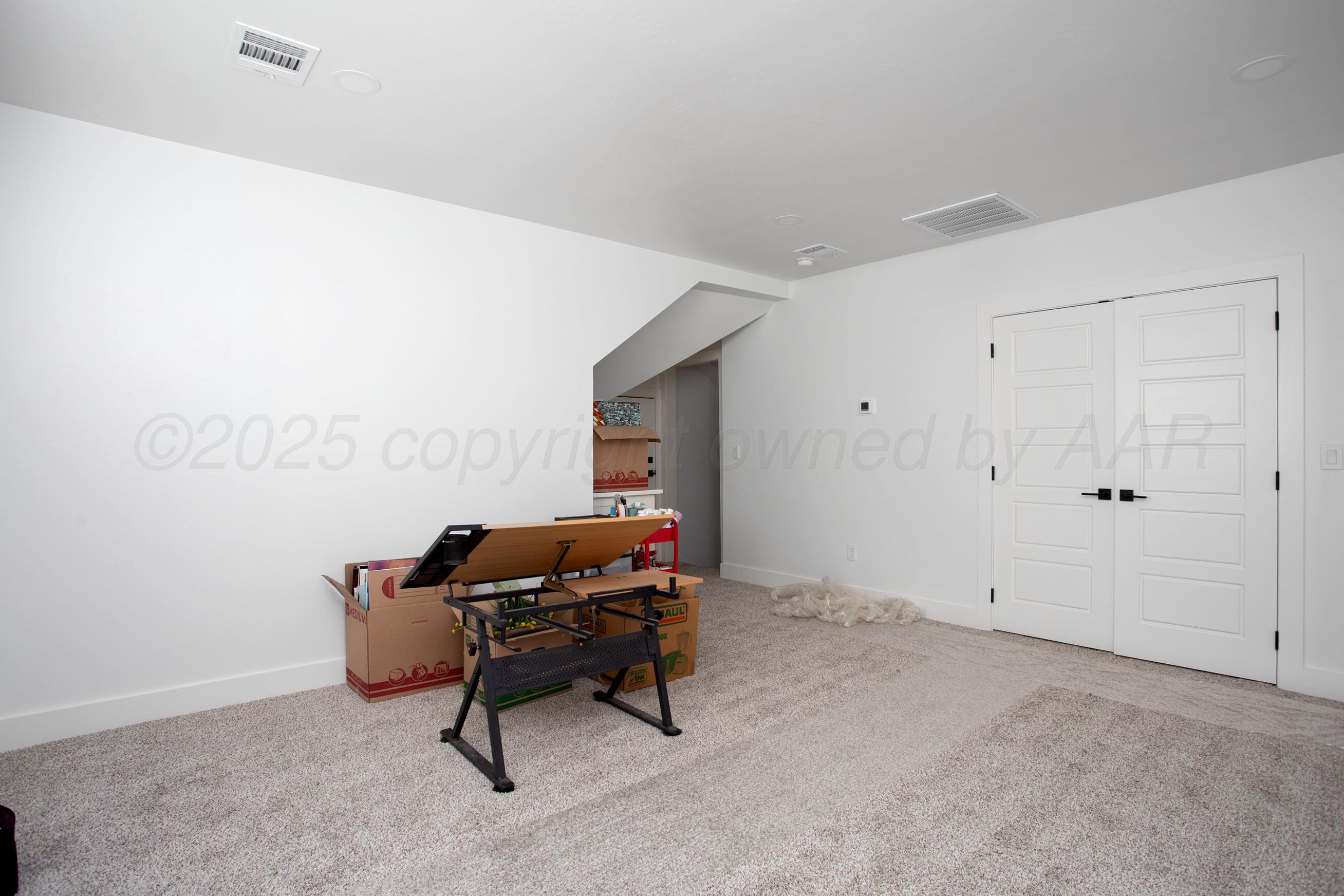 9800 Barton Springs Drive Property Photo 39