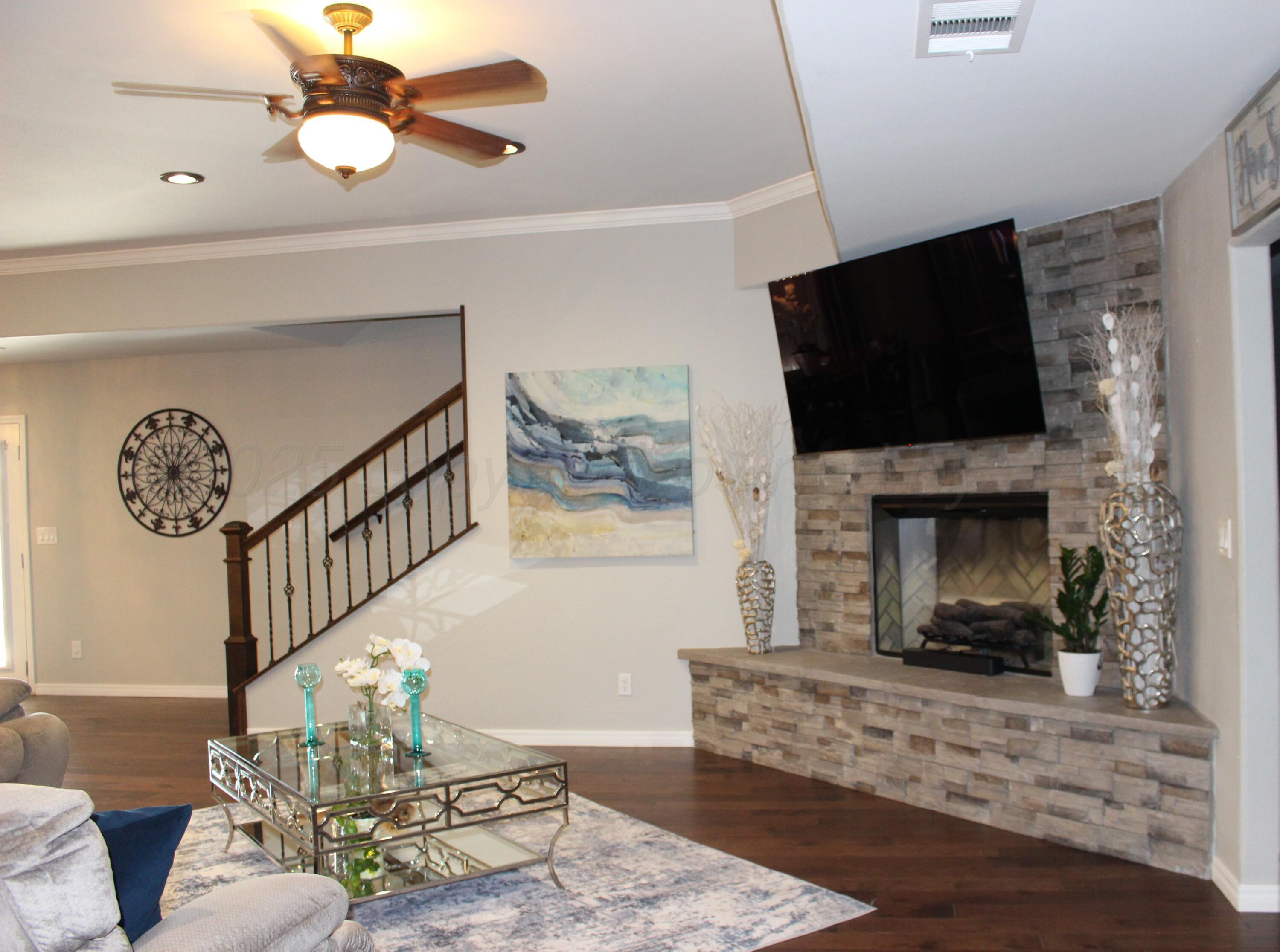 113 N Talley Avenue Property Photo 2