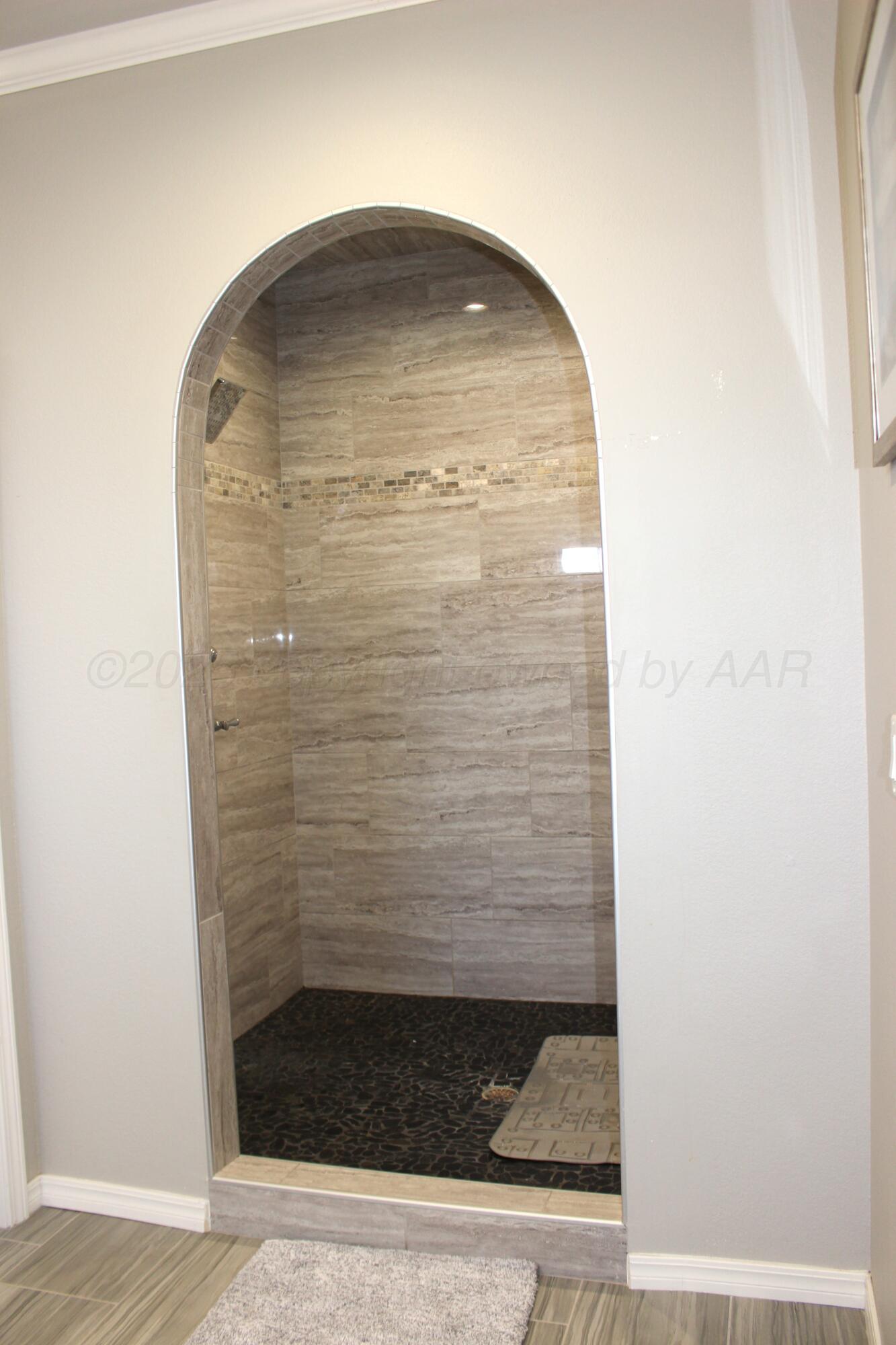 113 N Talley Avenue Property Photo 9