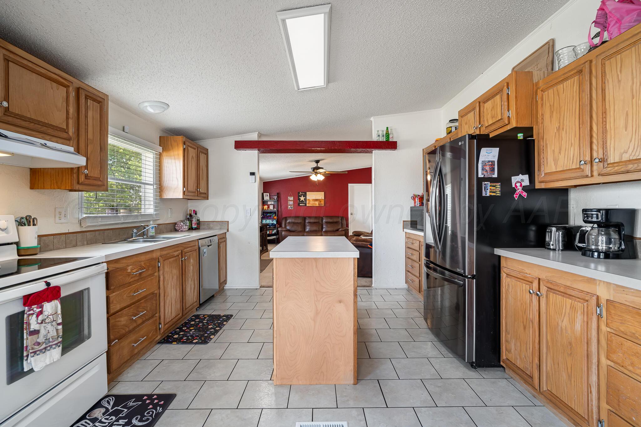 416 Gallardia Street Property Photo 6