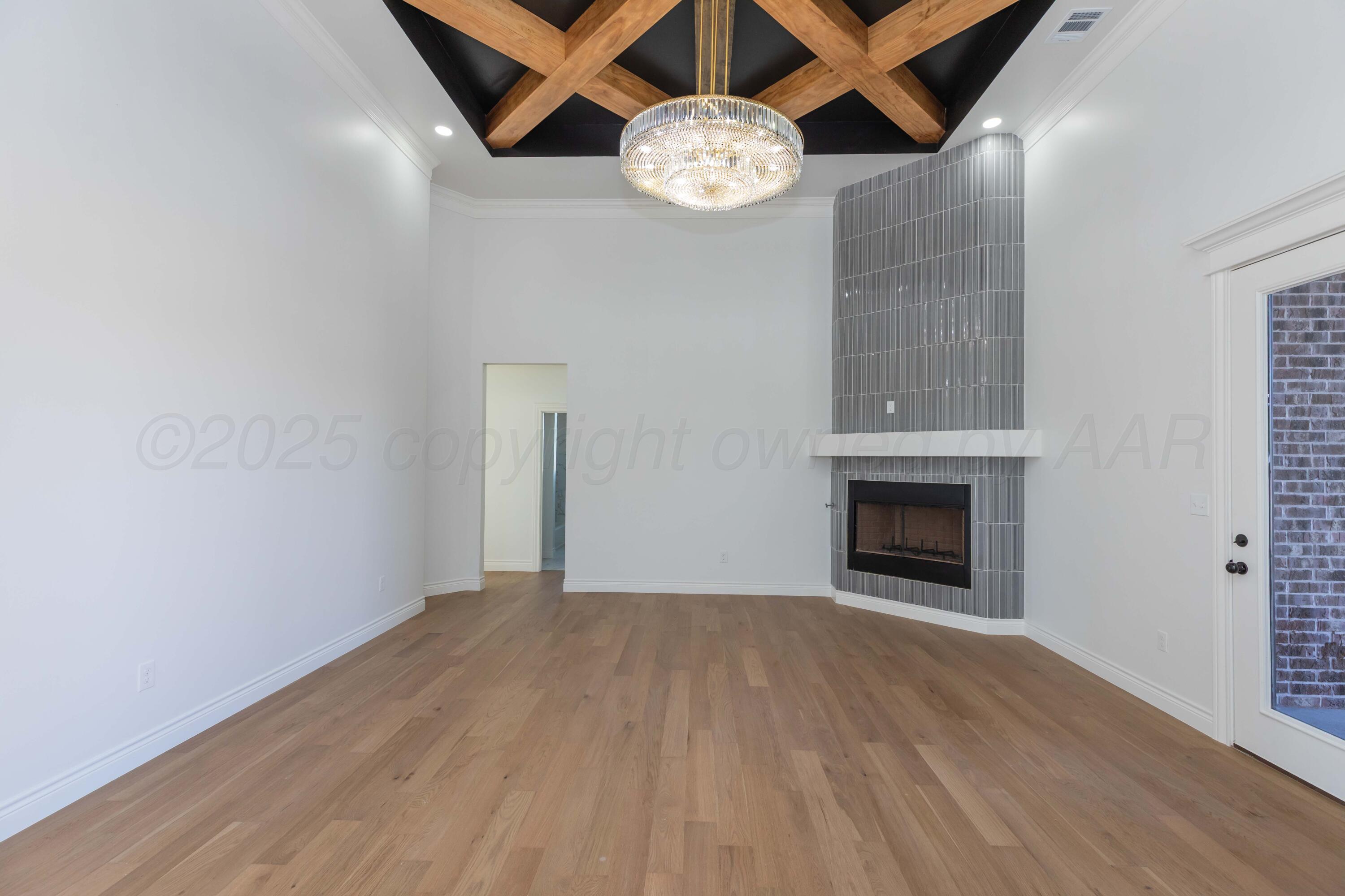 9880 Highland Springs Property Photo 7