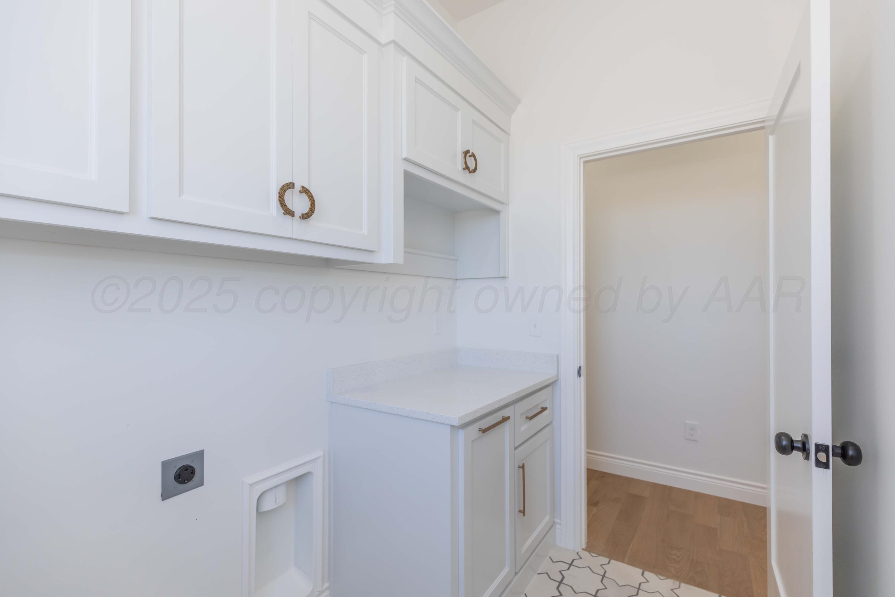 9880 Highland Springs Property Photo 28