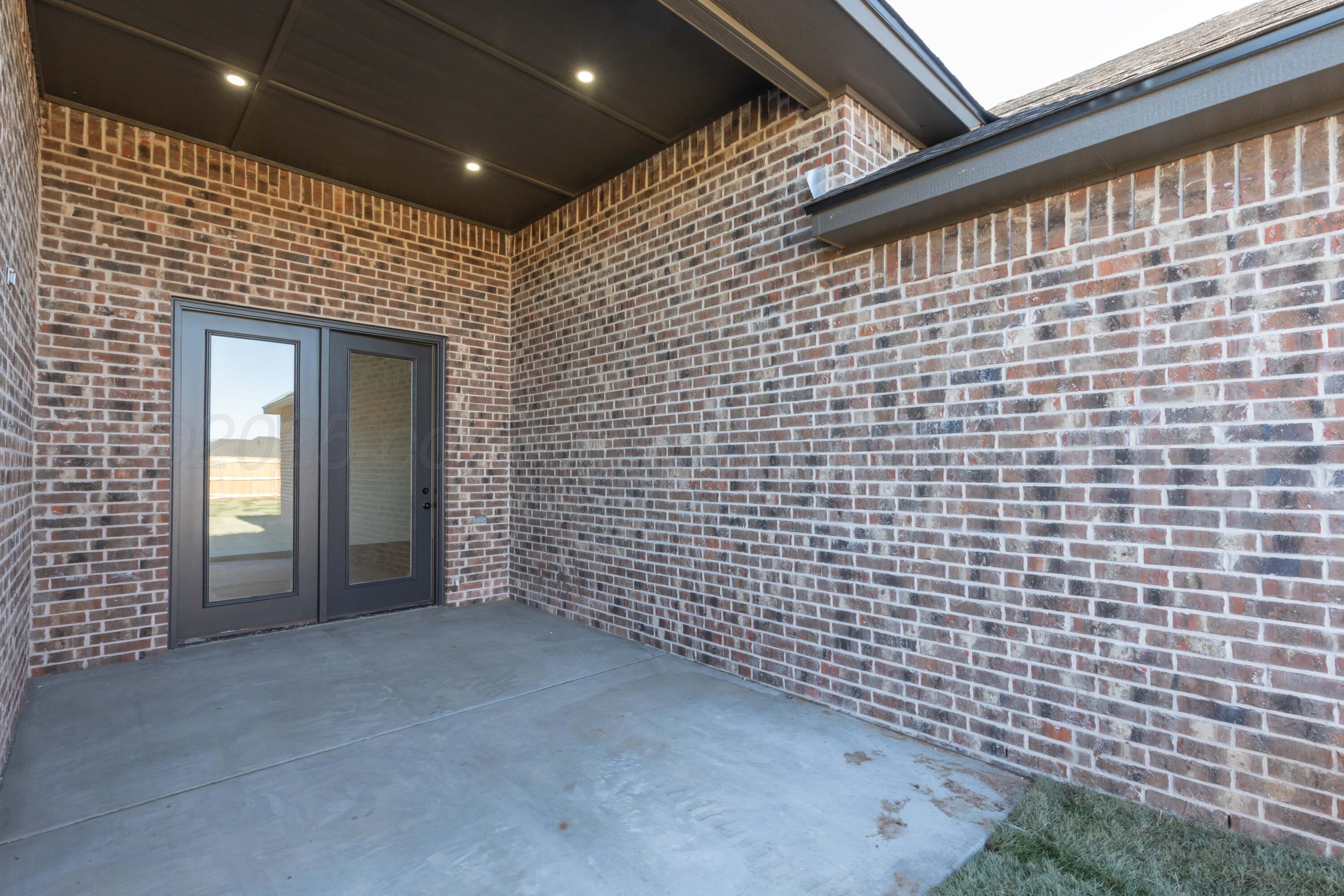 9880 Highland Springs Property Photo 58
