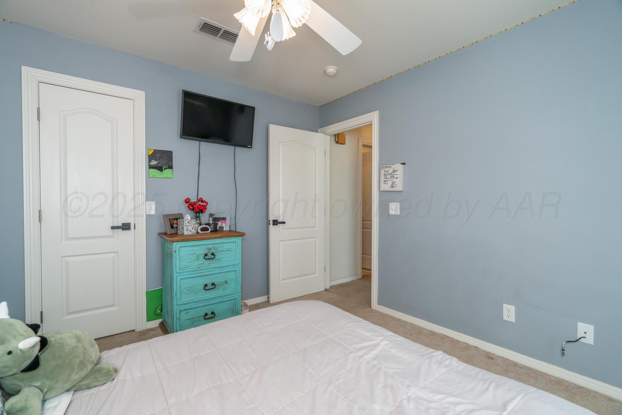 8301 San Antonio Drive Property Photo 5