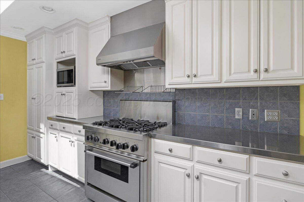1805 S Julian Boulevard Property Photo 18