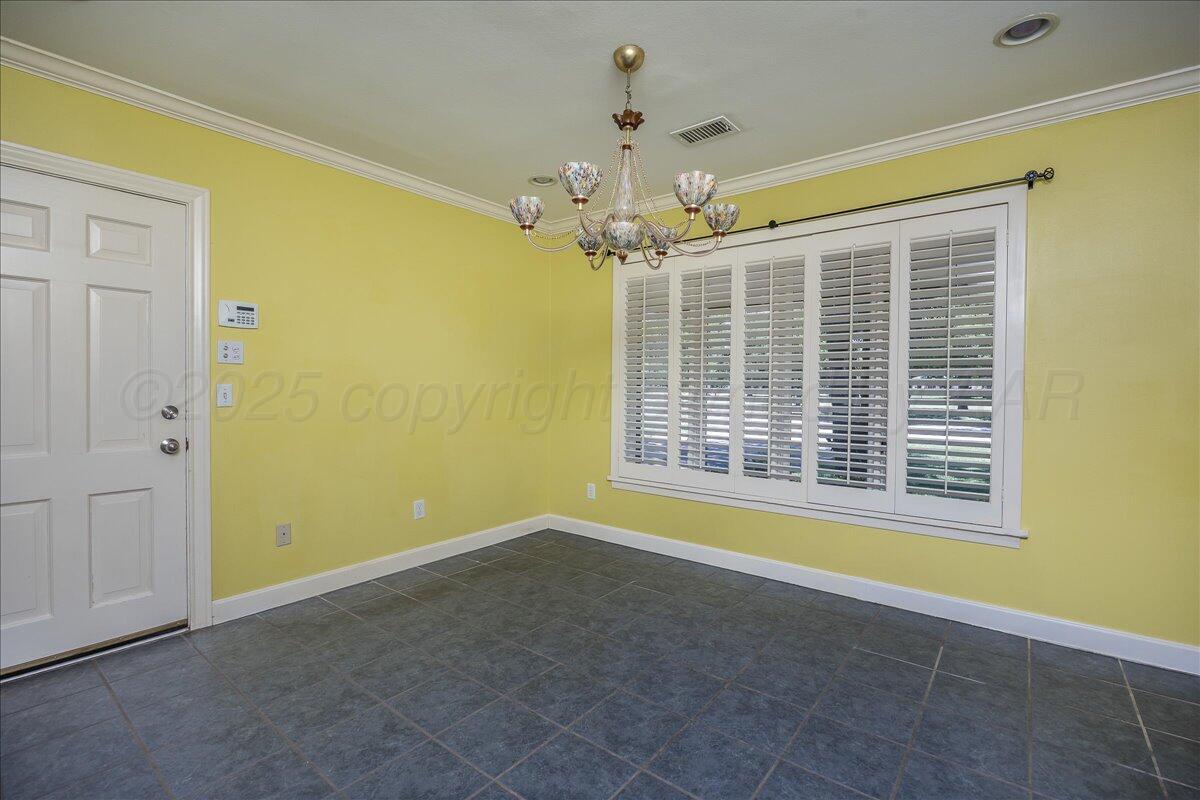 1805 S Julian Boulevard Property Photo 19