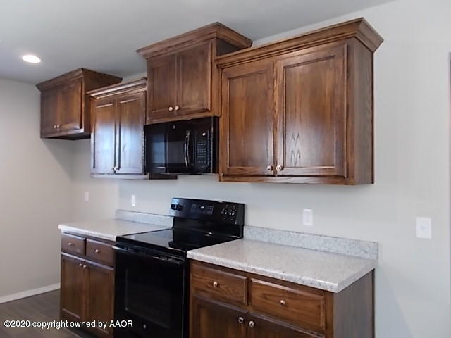 7105 Gemini Trail Property Photo 3