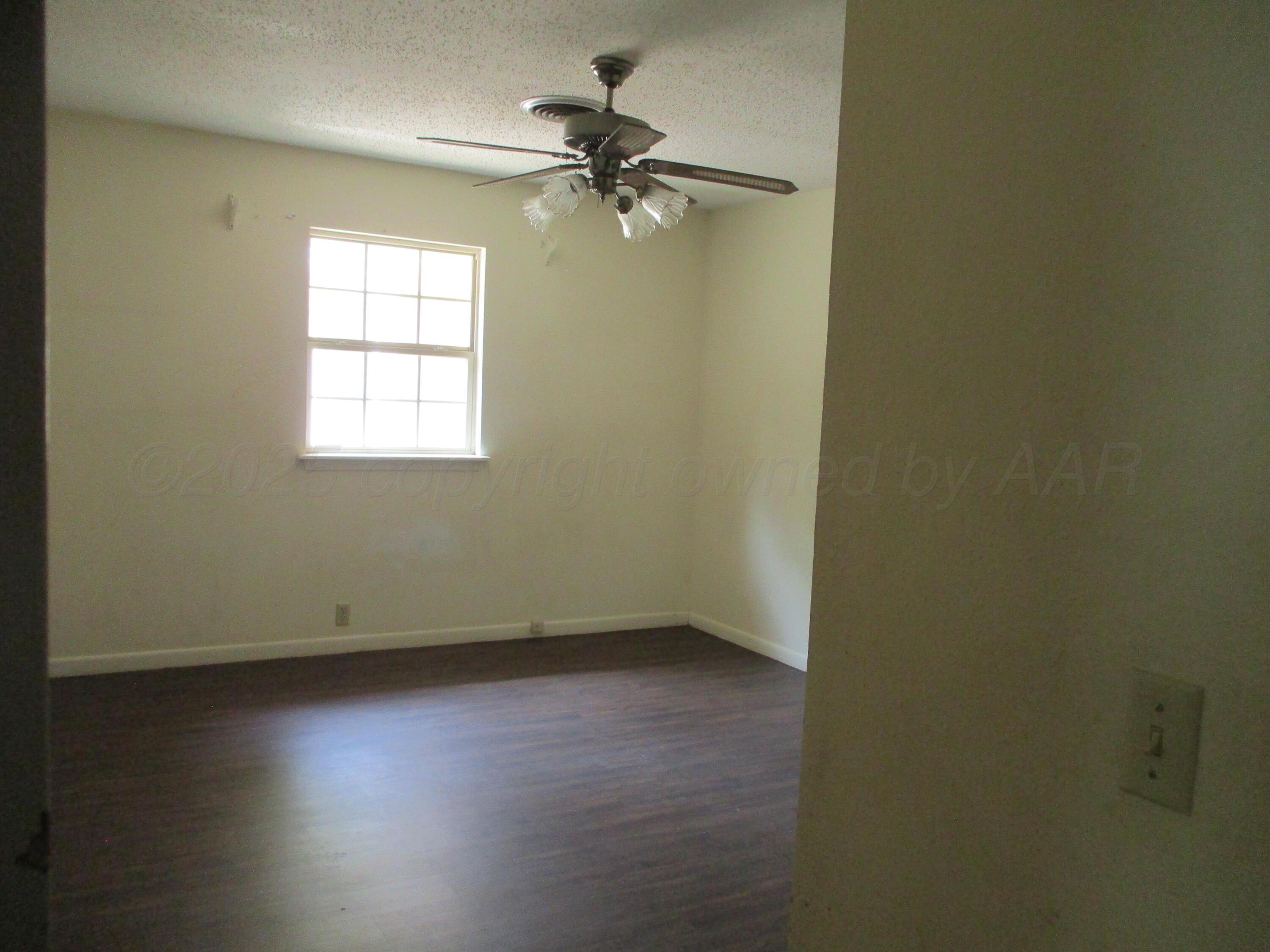 7000 Euclid Street Property Photo 9