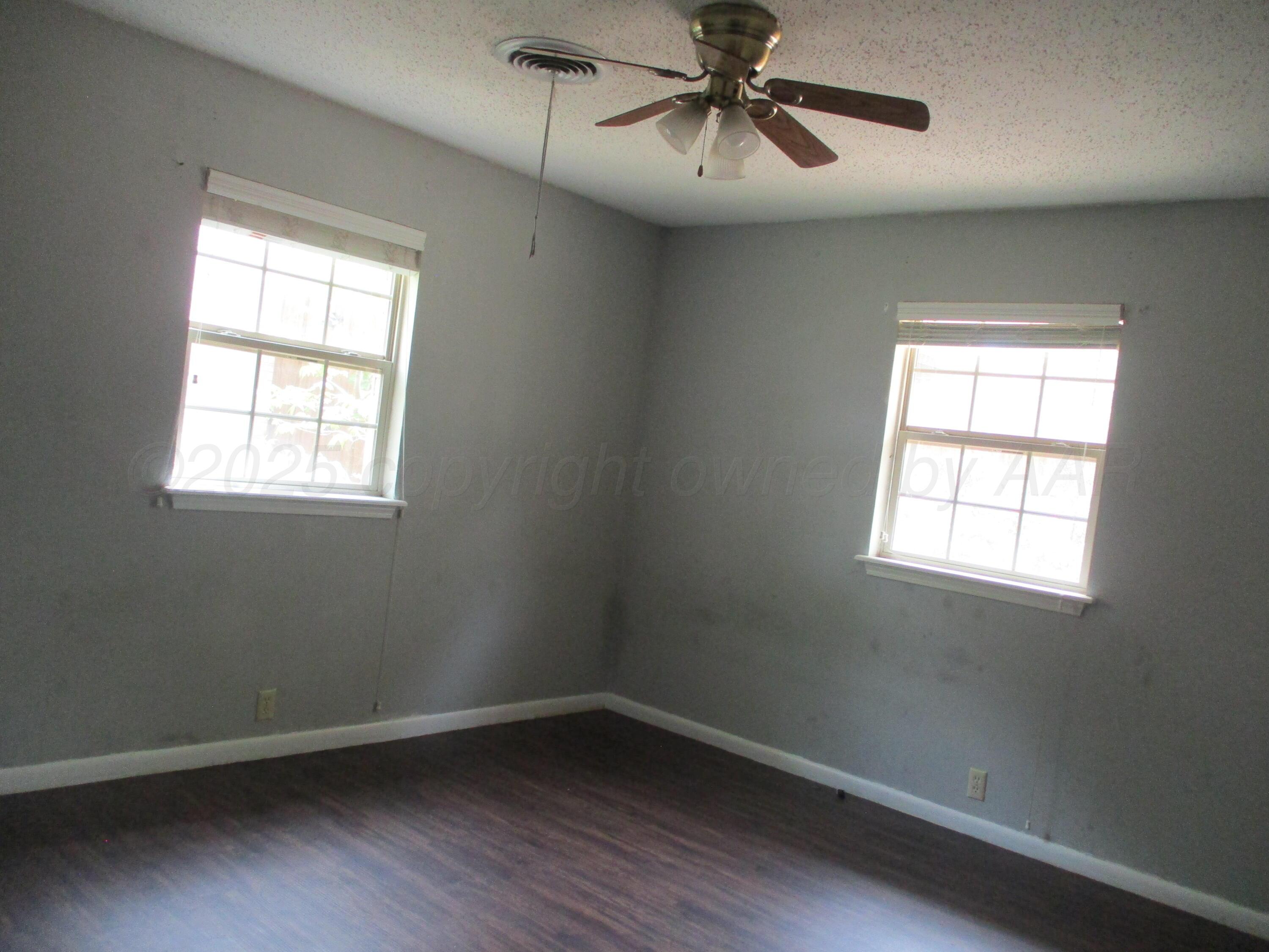 7000 Euclid Street Property Photo 10