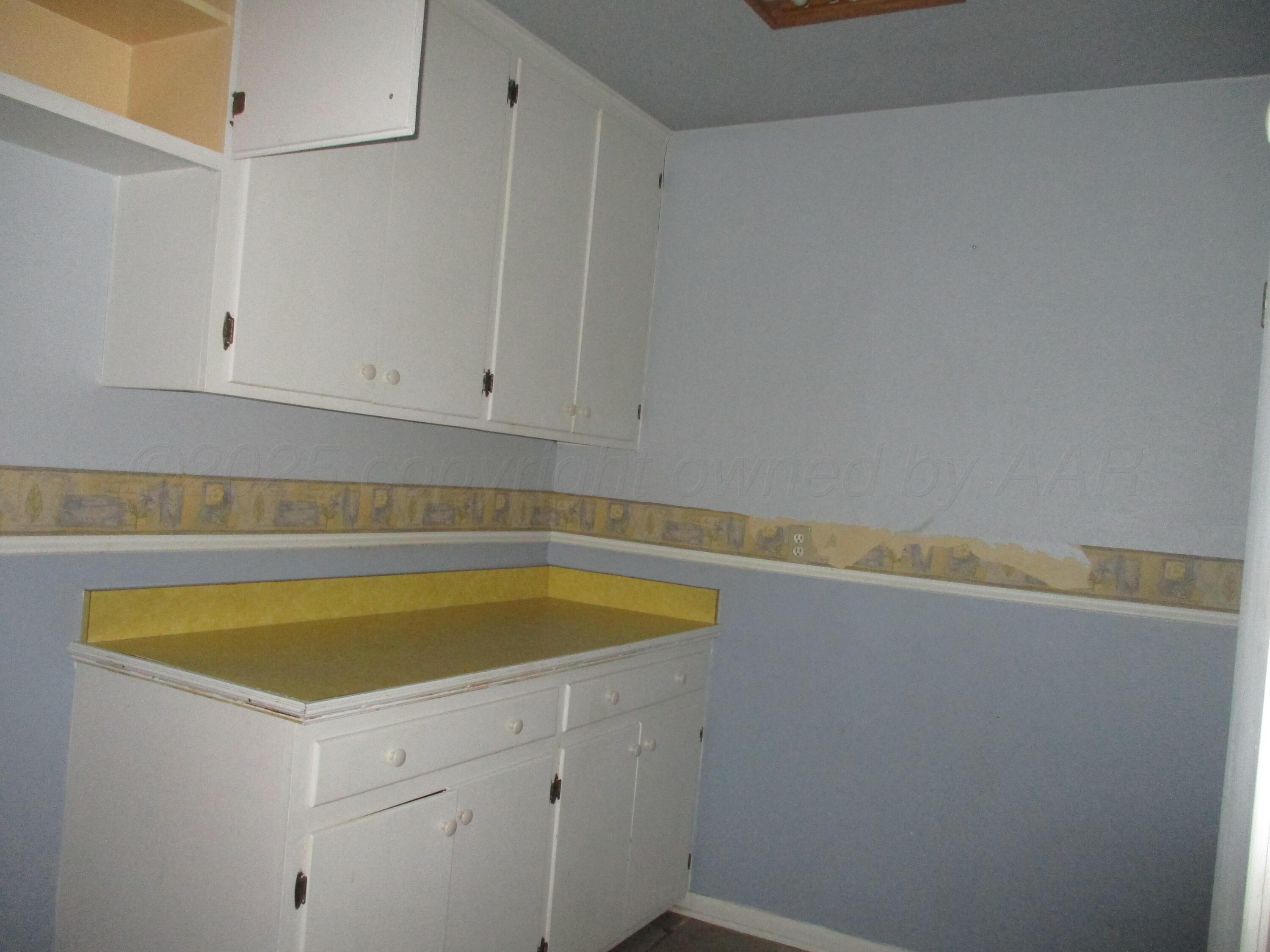 7000 Euclid Street Property Photo 25