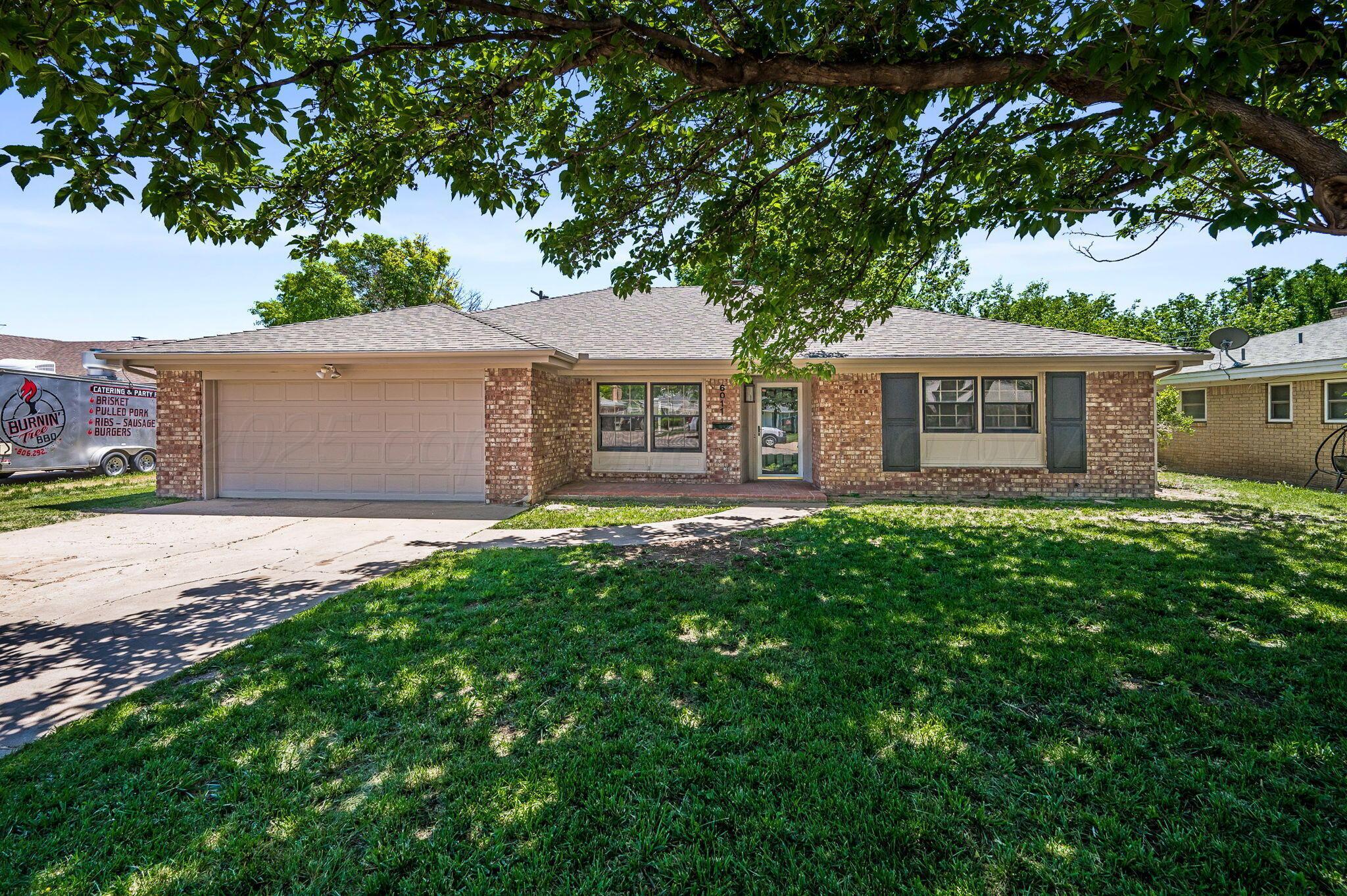 6011 Palmetto Trail Property Photo 1