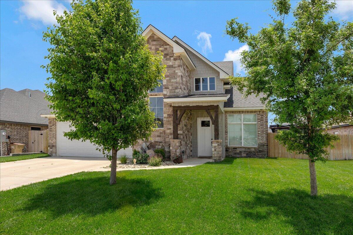 14 Kenna Lane Property Photo 2