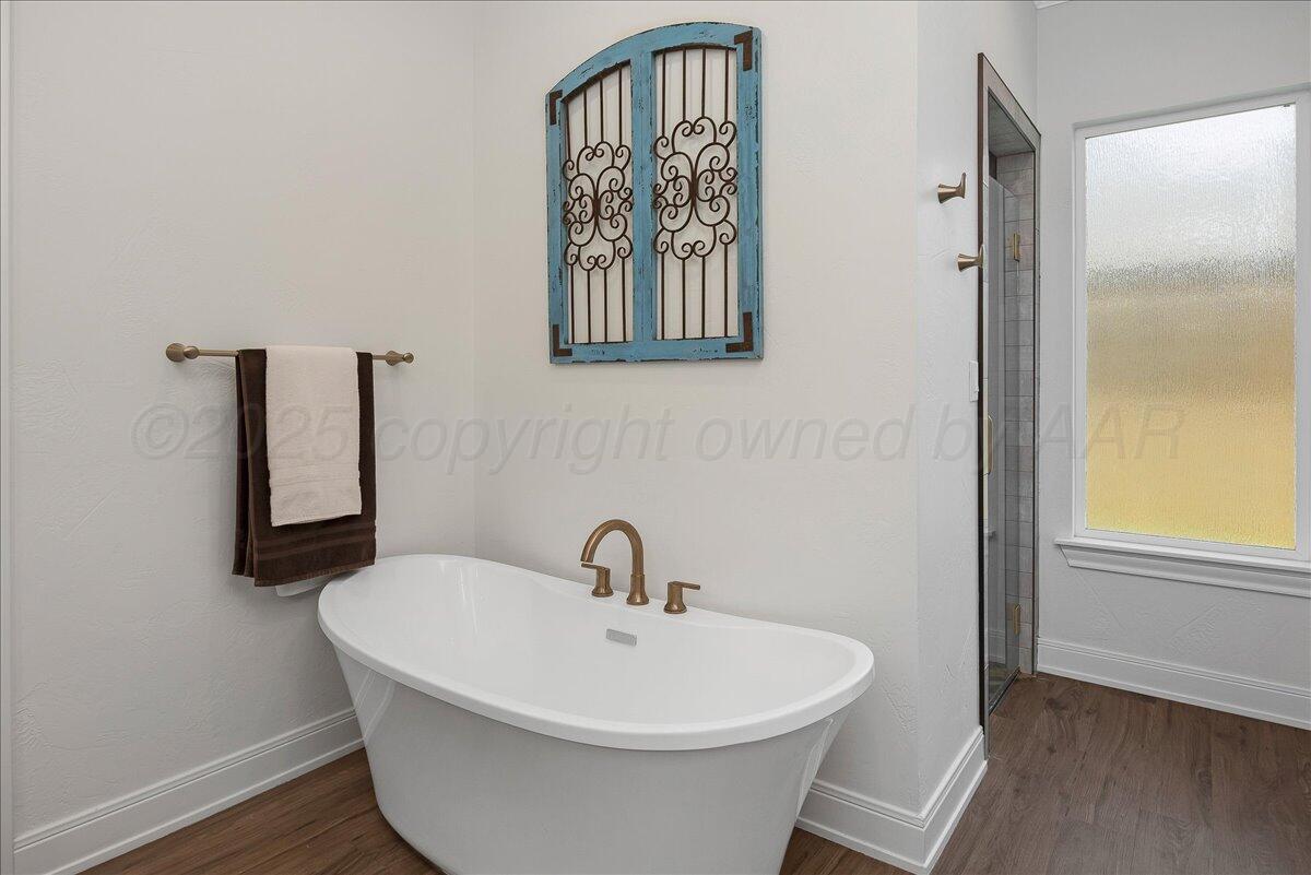 14 Kenna Lane Property Photo 17