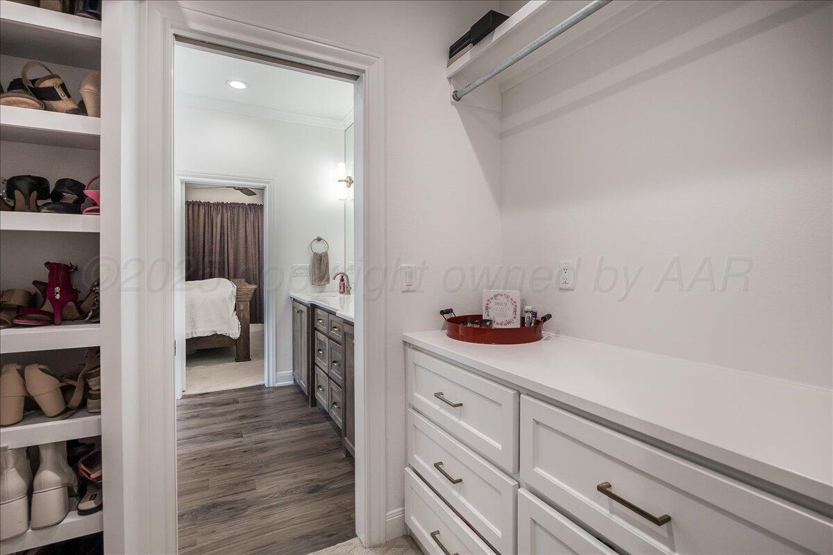 14 Kenna Lane Property Photo 18