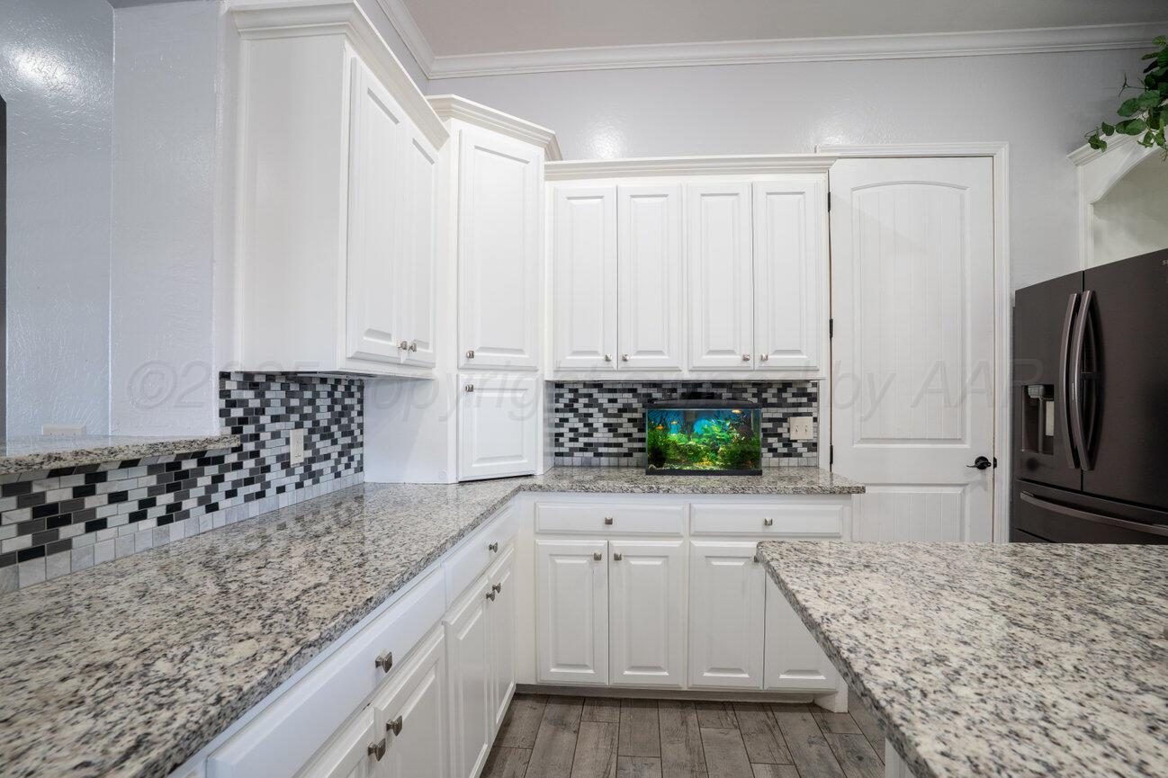 8121 Alexandria Avenue Property Photo 16