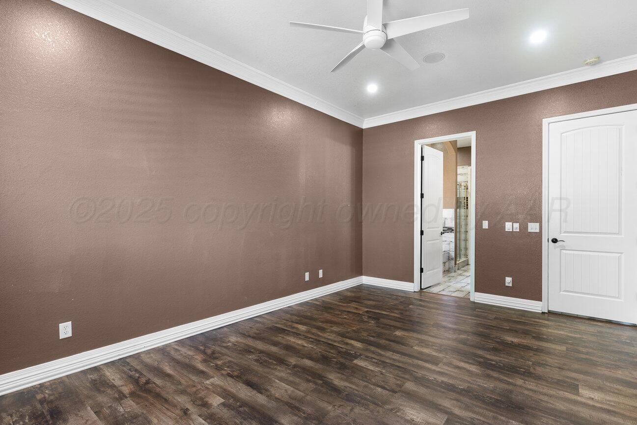 8121 Alexandria Avenue Property Photo 20