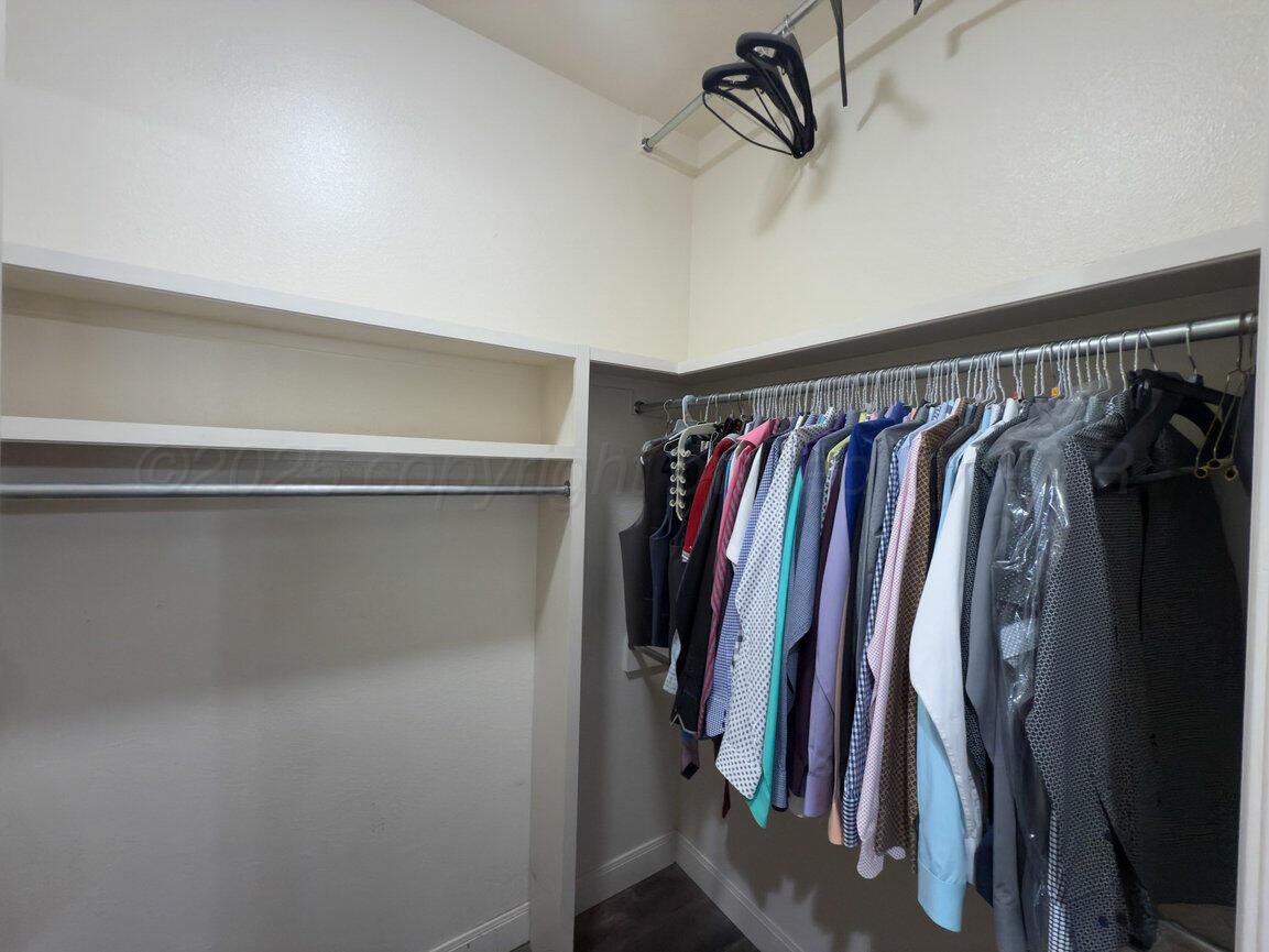 8121 Alexandria Avenue Property Photo 28