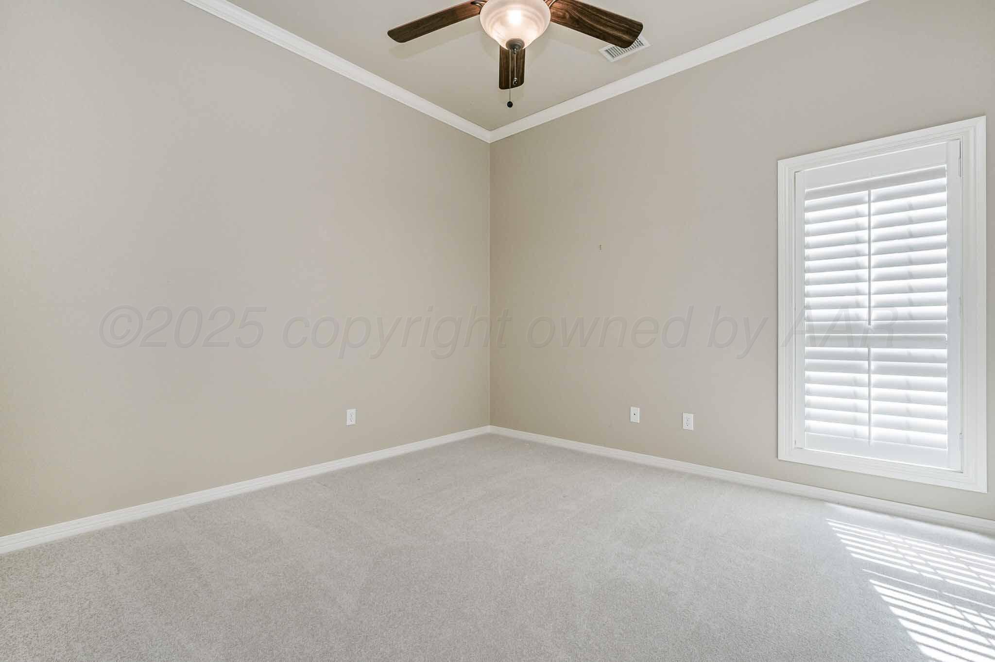 7802 Pineridge Drive Property Photo 19