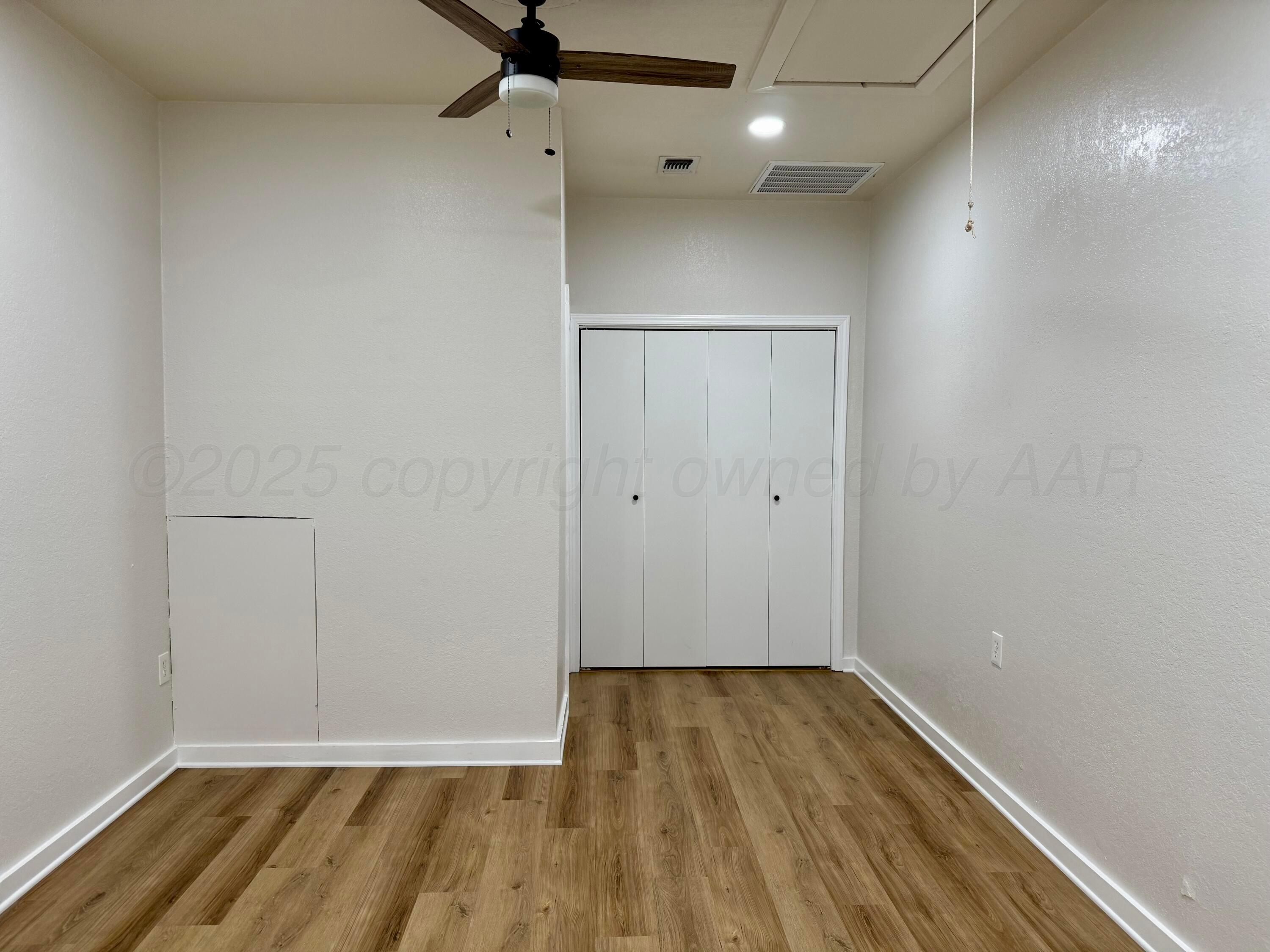 707 Avenue Q Property Photo 23