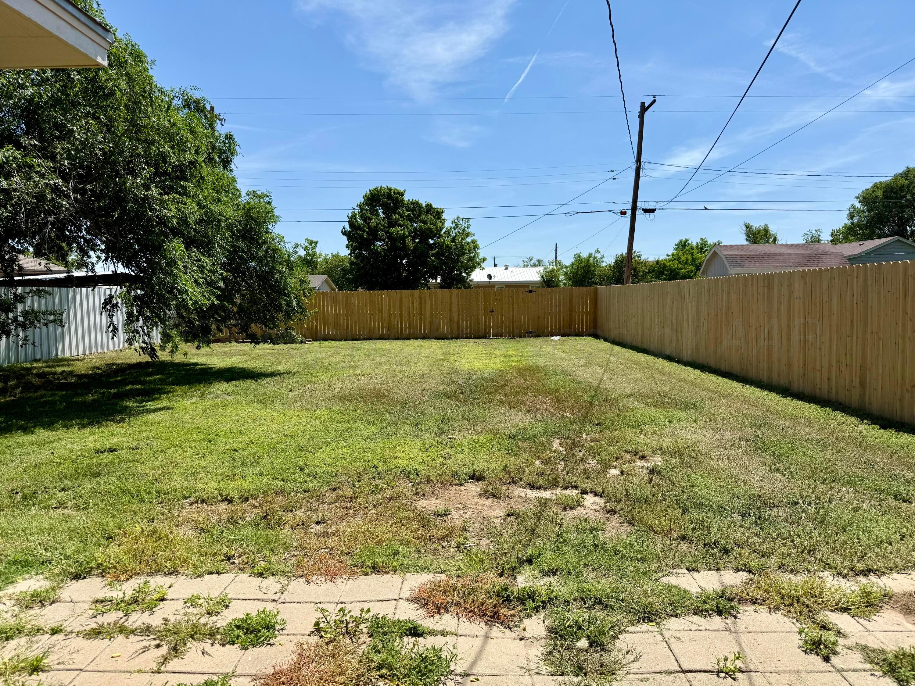 707 Avenue Q Property Photo 29