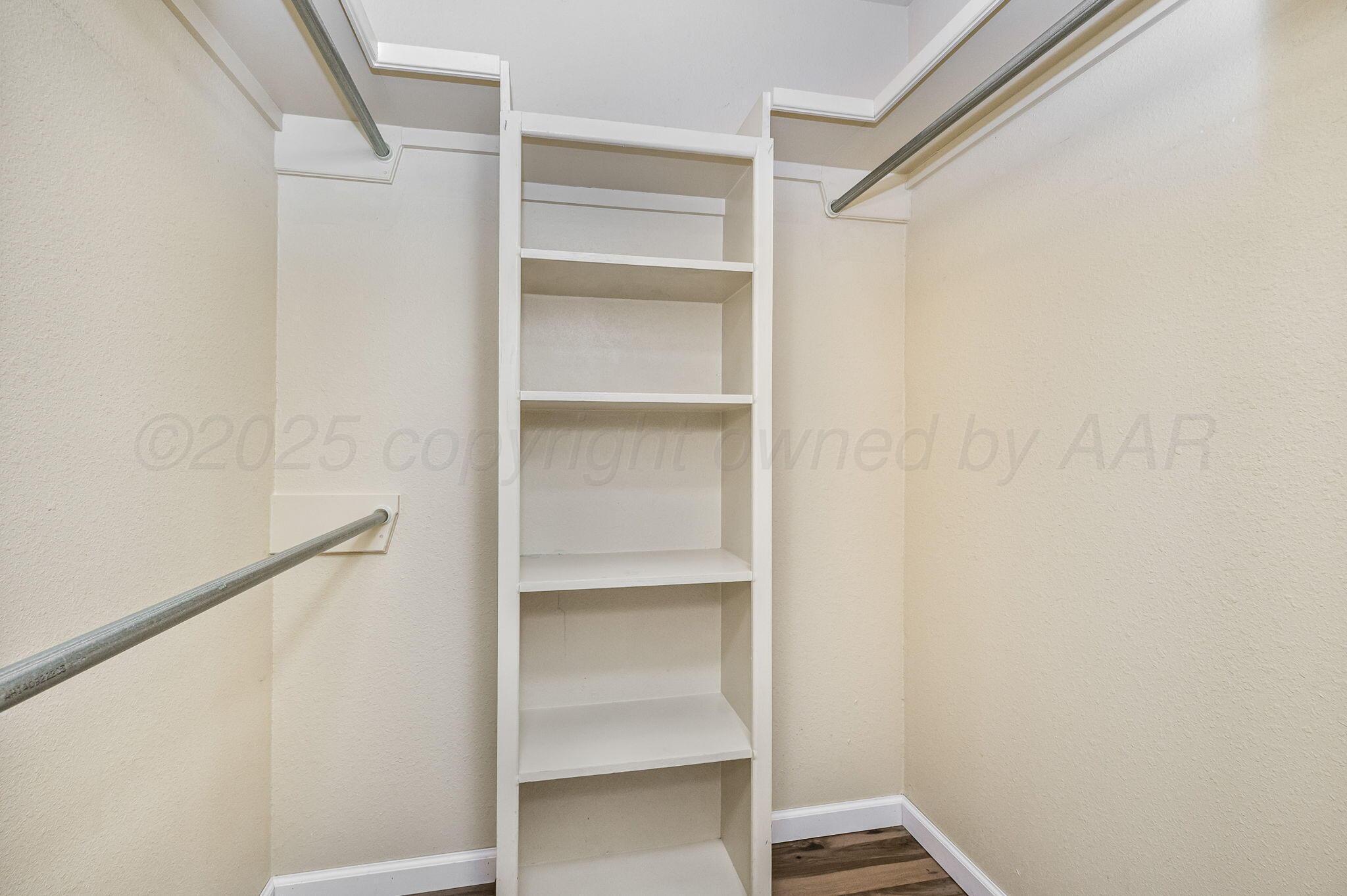 9812 Ne 28th Avenue Property Photo 14