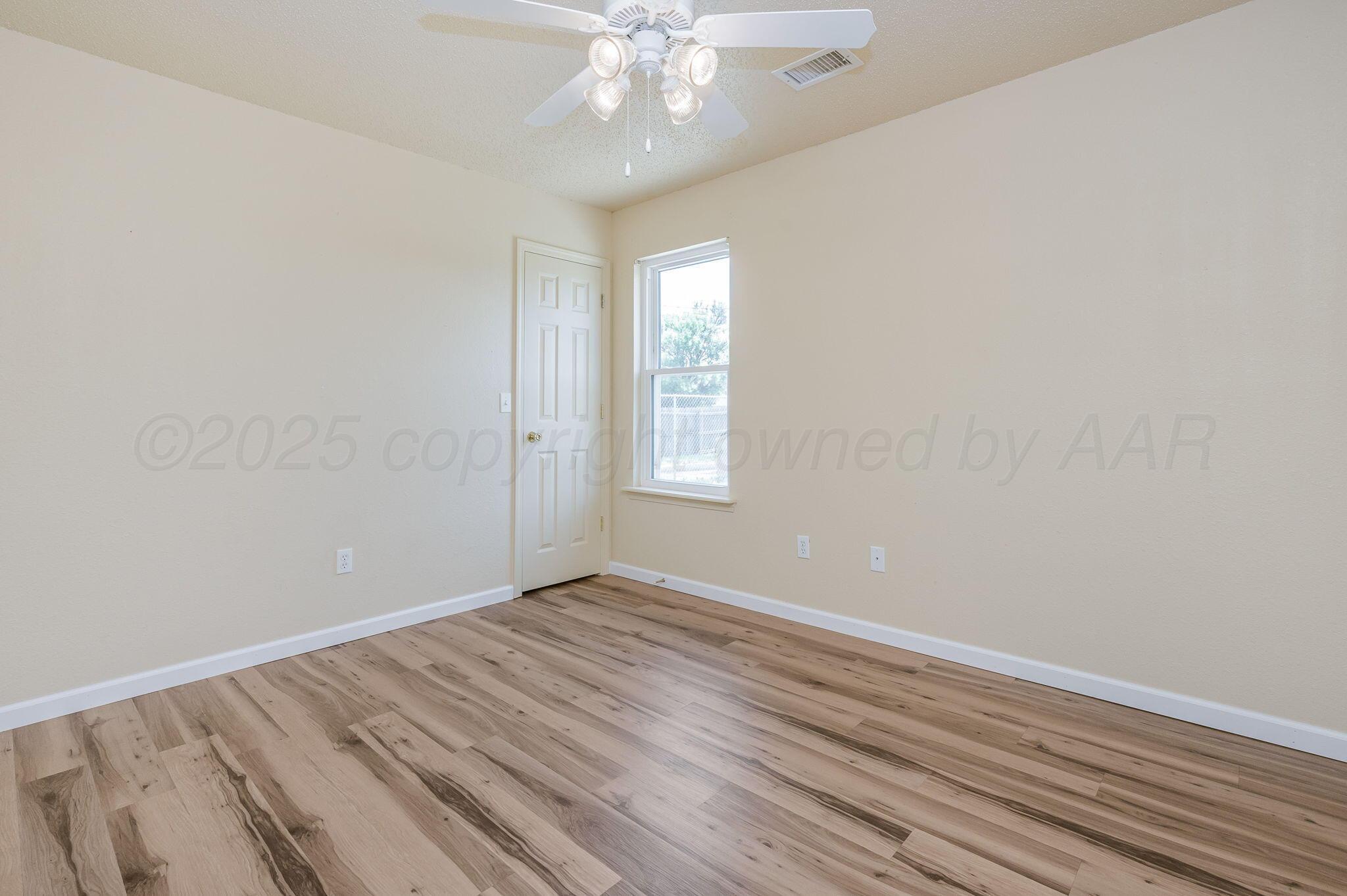 9812 Ne 28th Avenue Property Photo 15