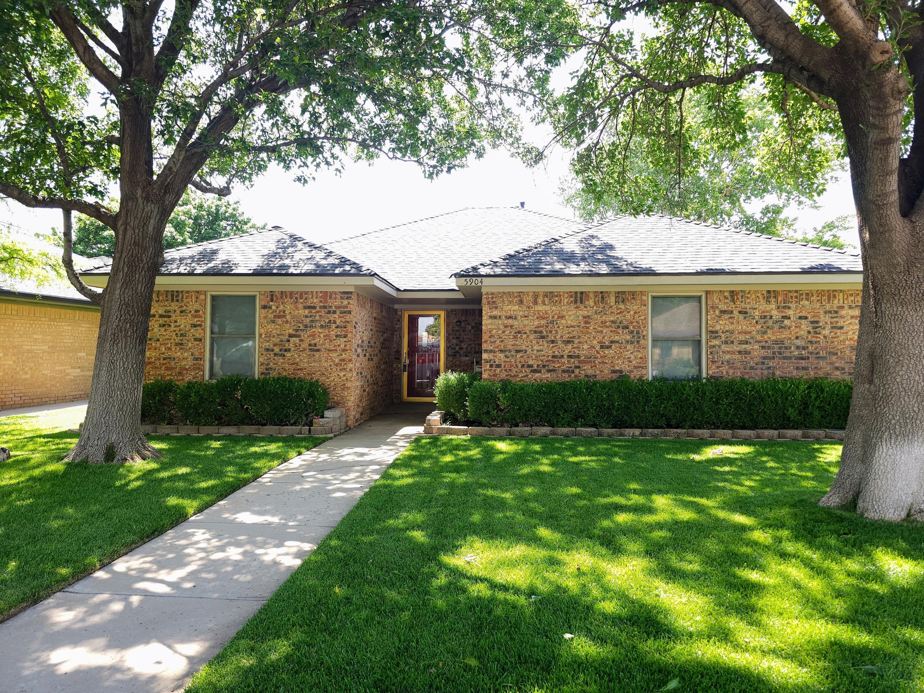 5904 Oakman Drive Property Photo 1