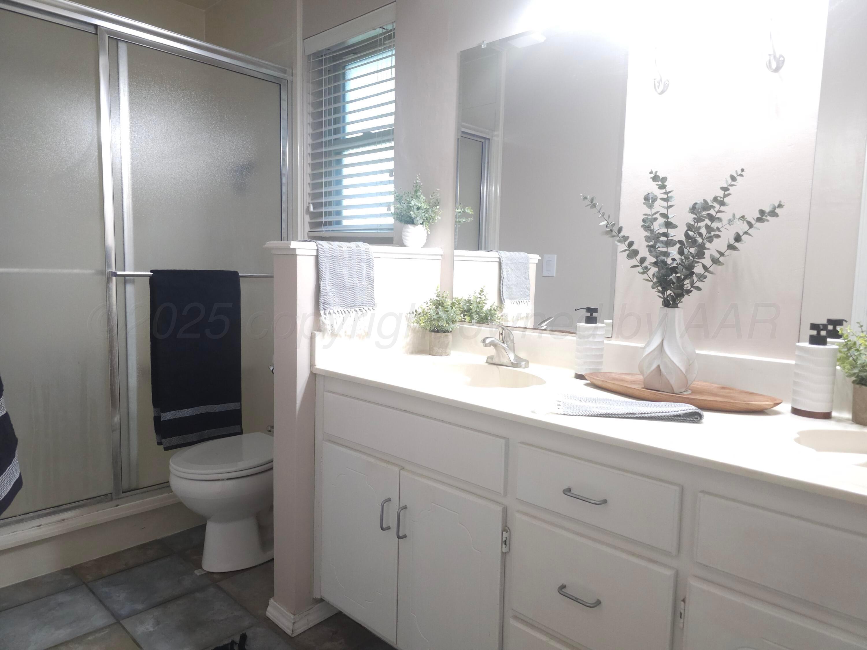 5904 Oakman Drive Property Photo 14