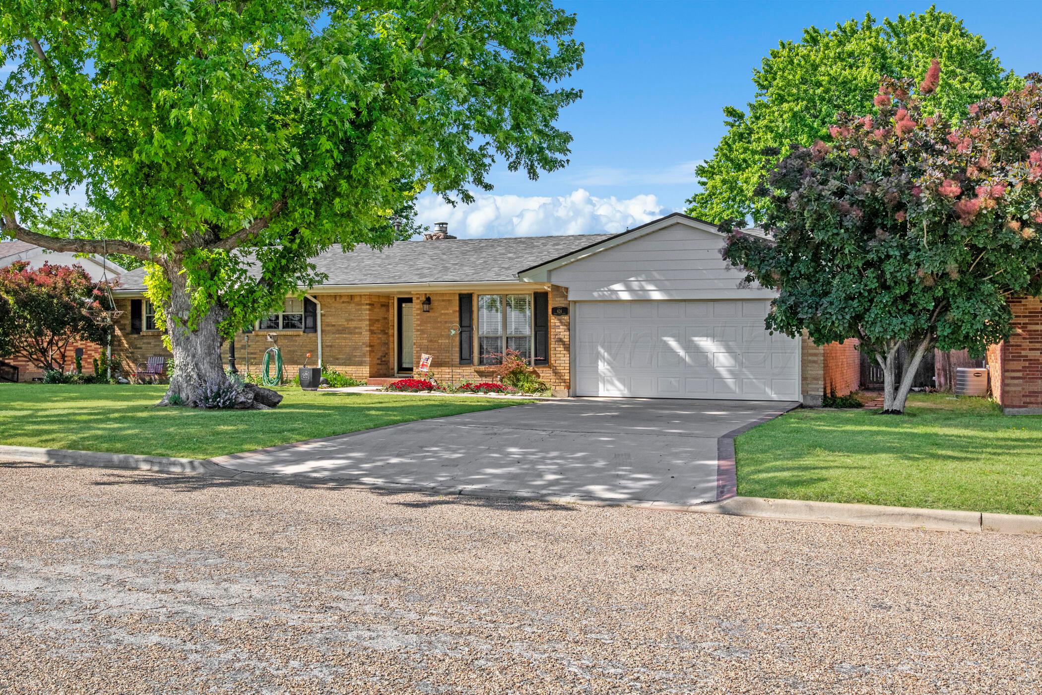 624 Nara Visa Ln Property Photo 1
