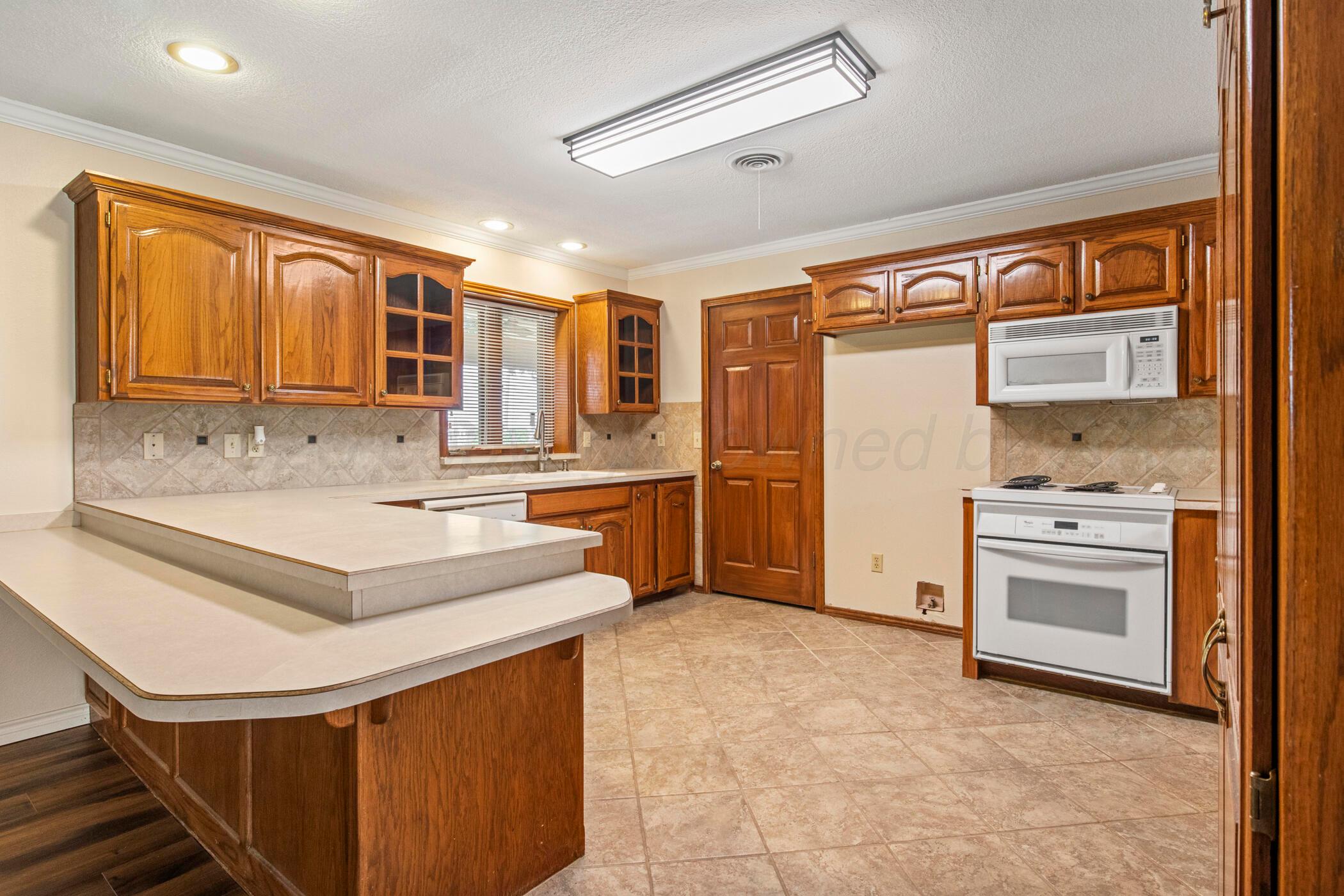 624 Nara Visa Ln Property Photo 6