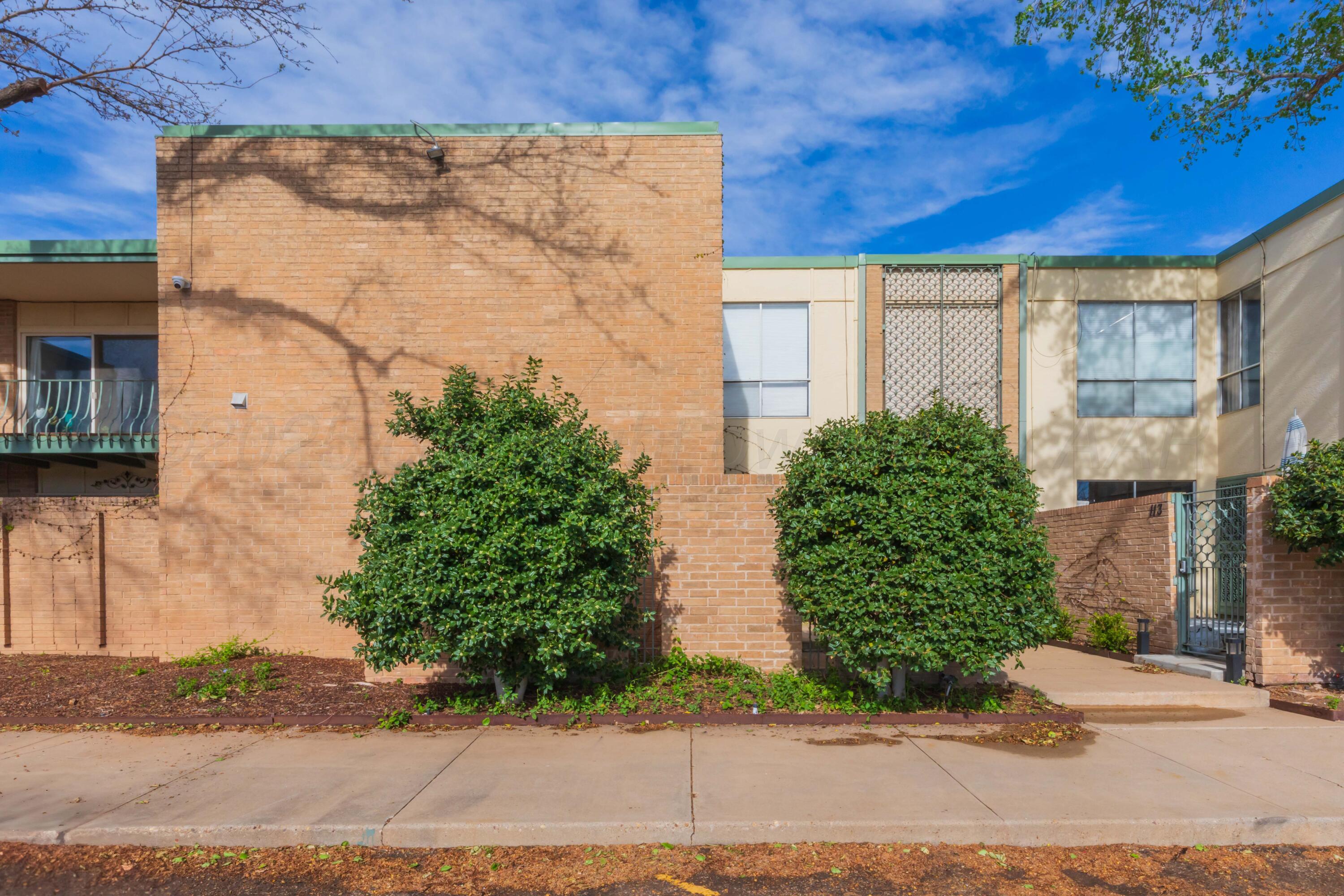2400 S POLK #215 Picture