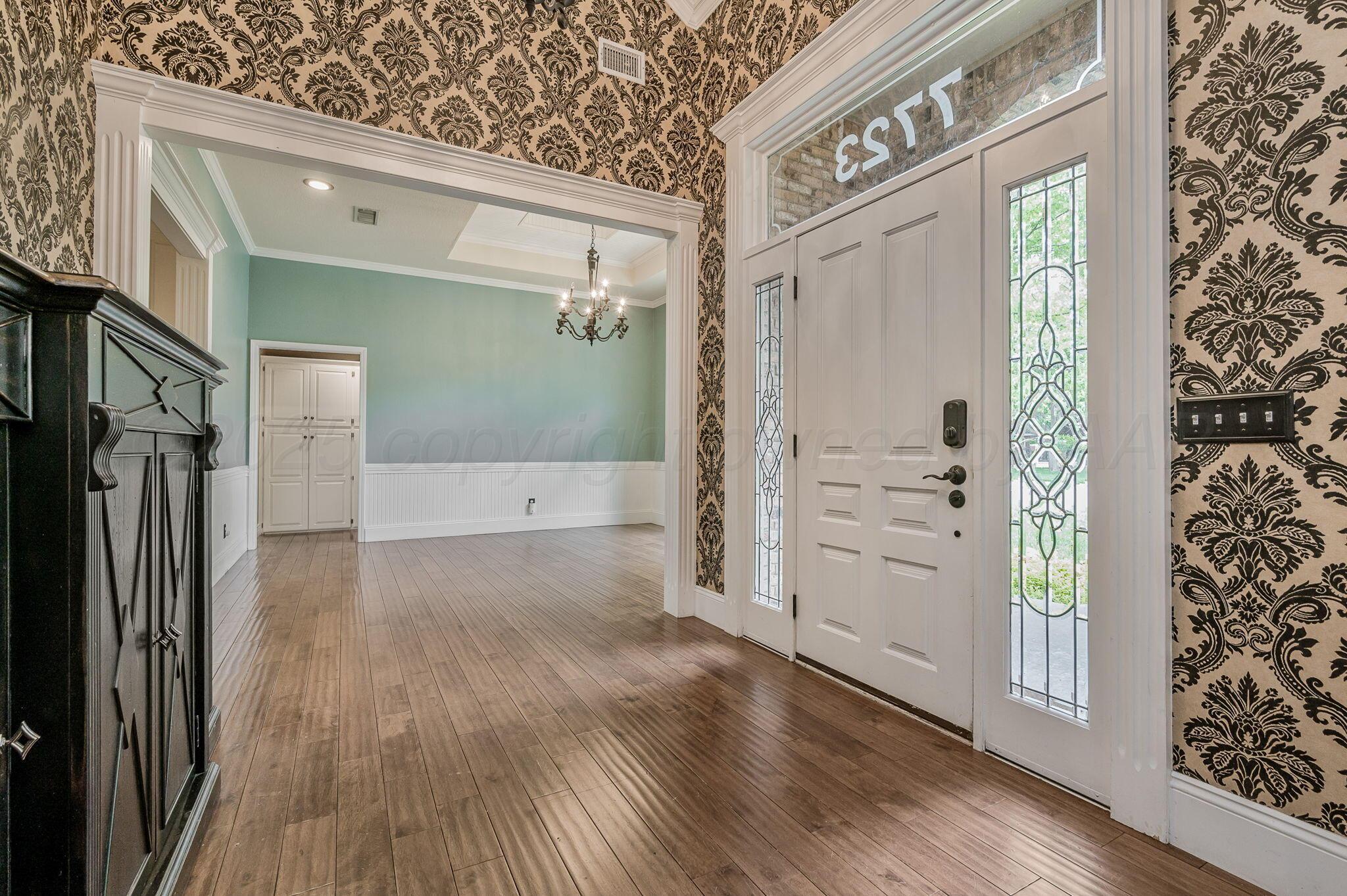 7723 Stuyvesant Avenue Property Photo 2