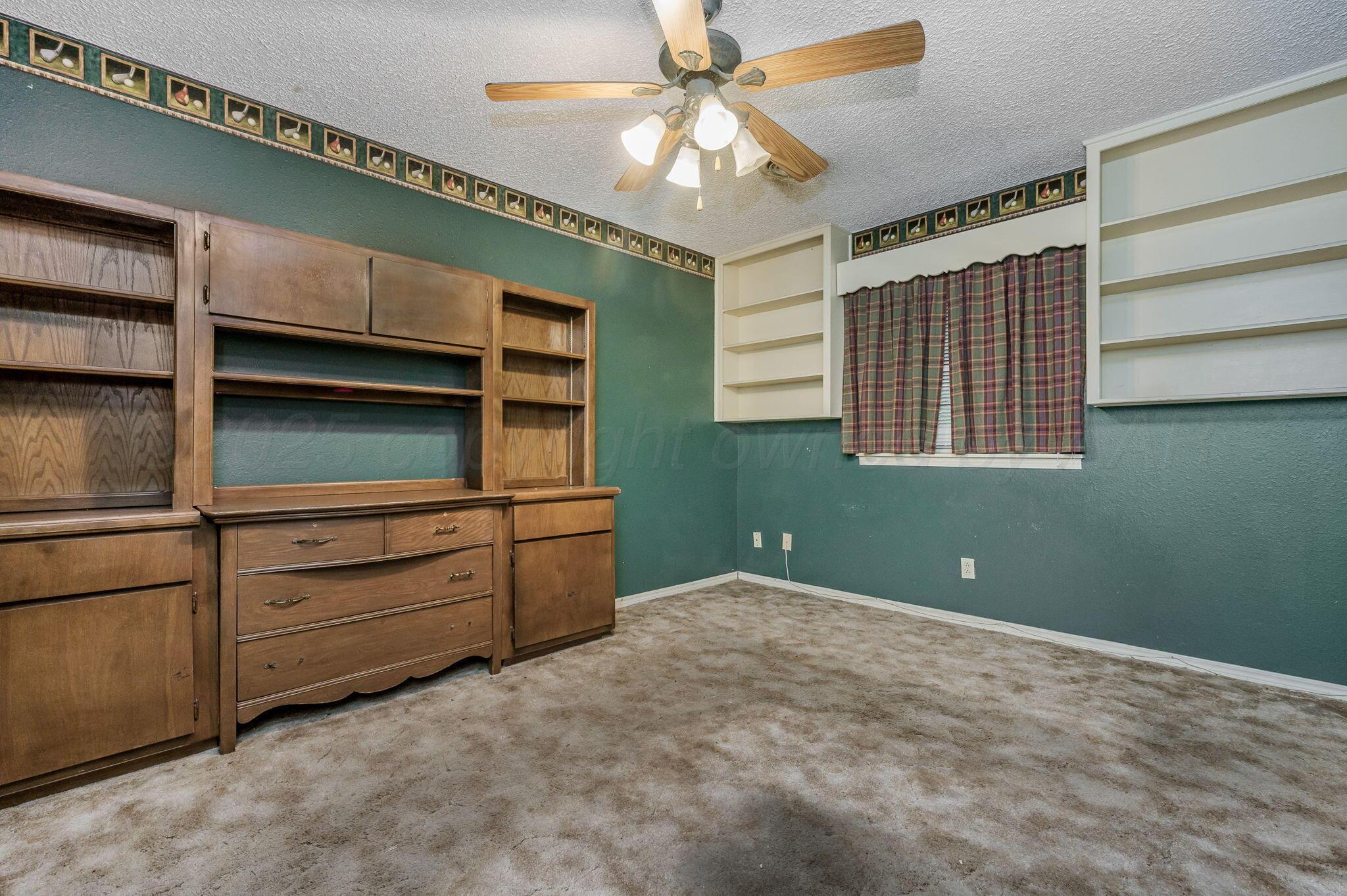 7606 Canode Drive Property Photo 16
