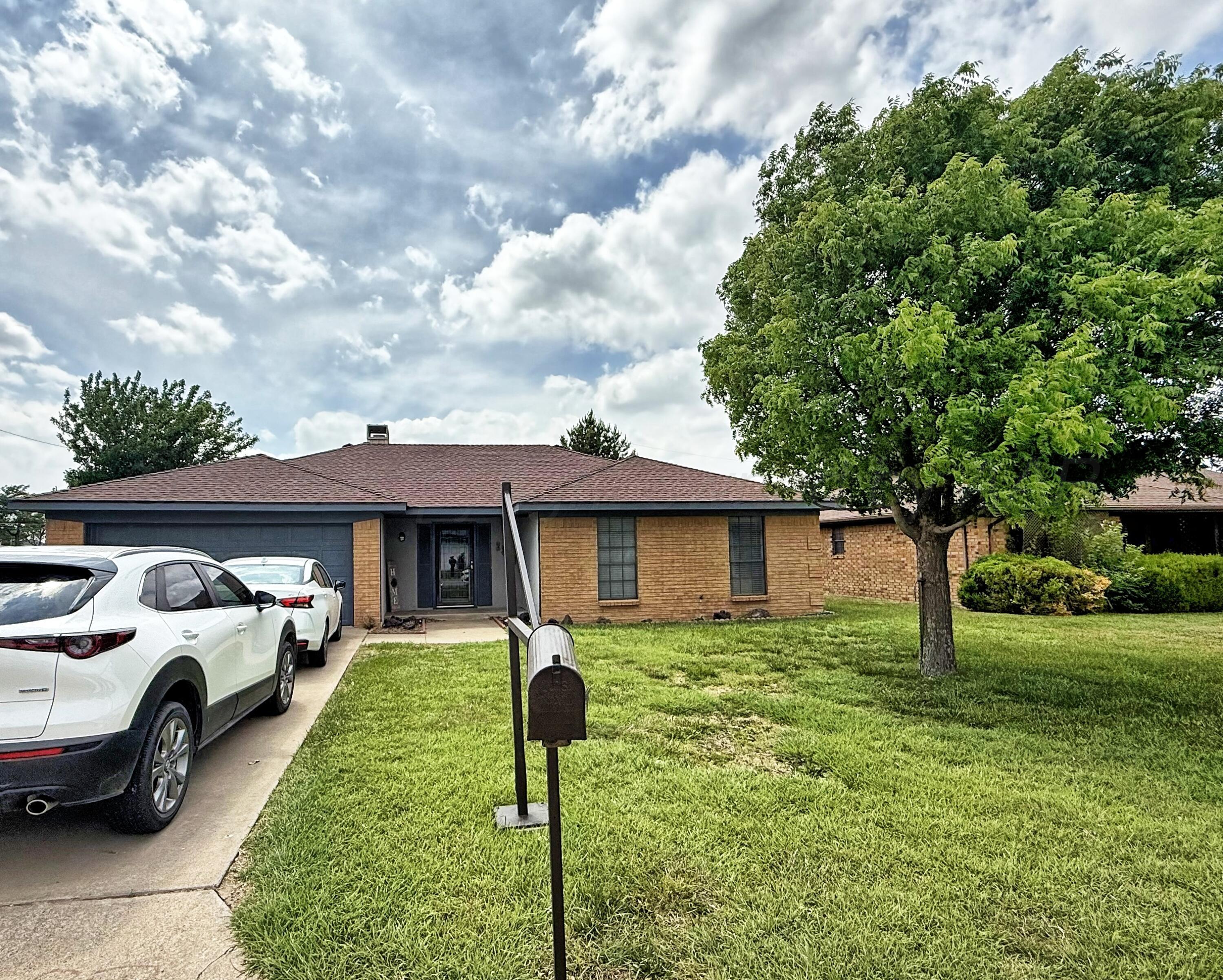 2314 S Elm Street Property Photo 1