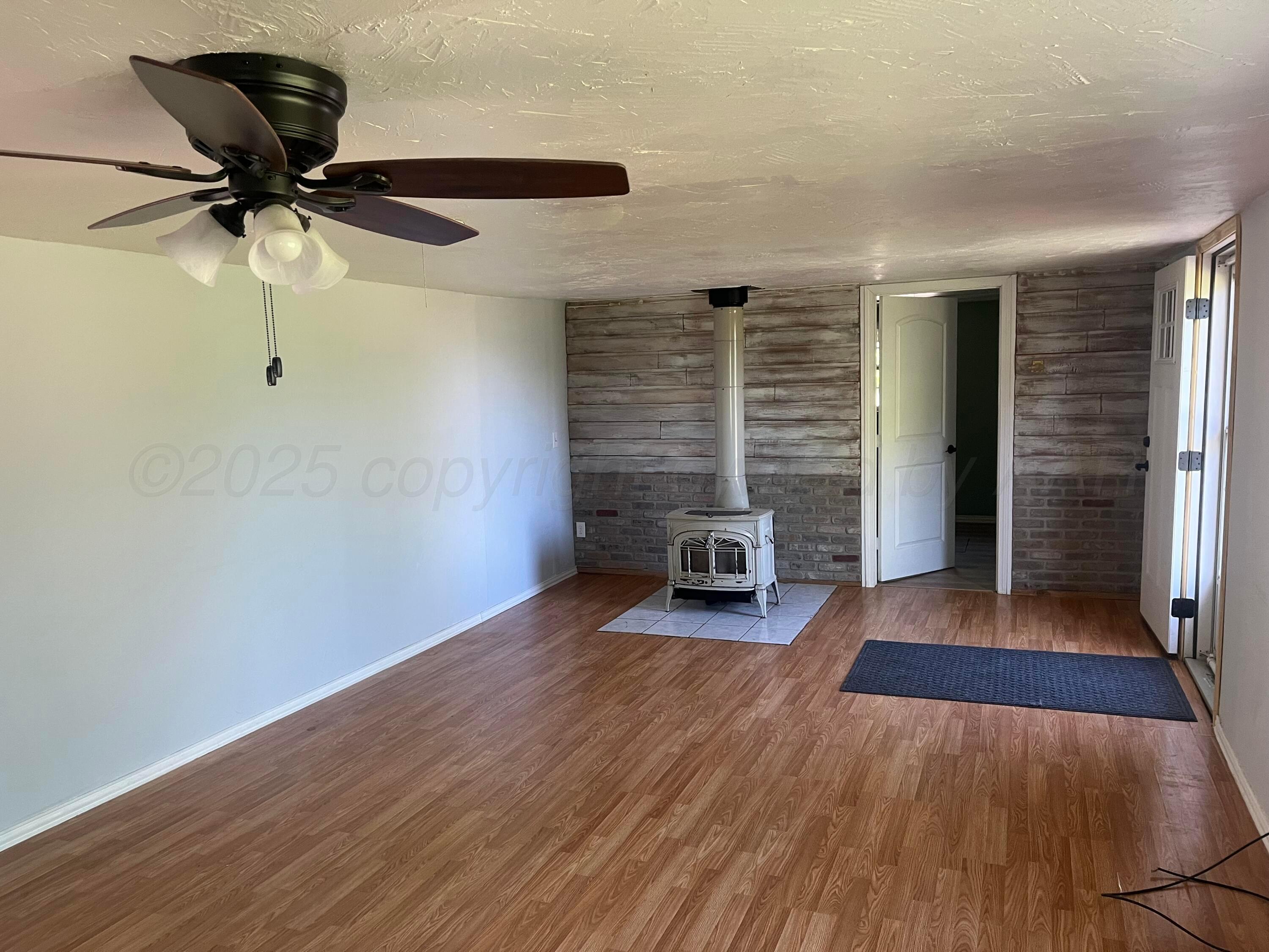 4515 Hines Property Photo 9