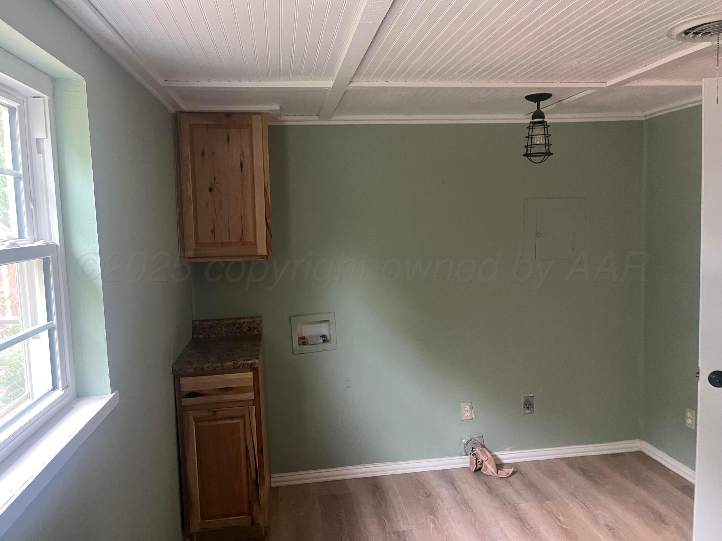 4515 Hines Property Photo 15