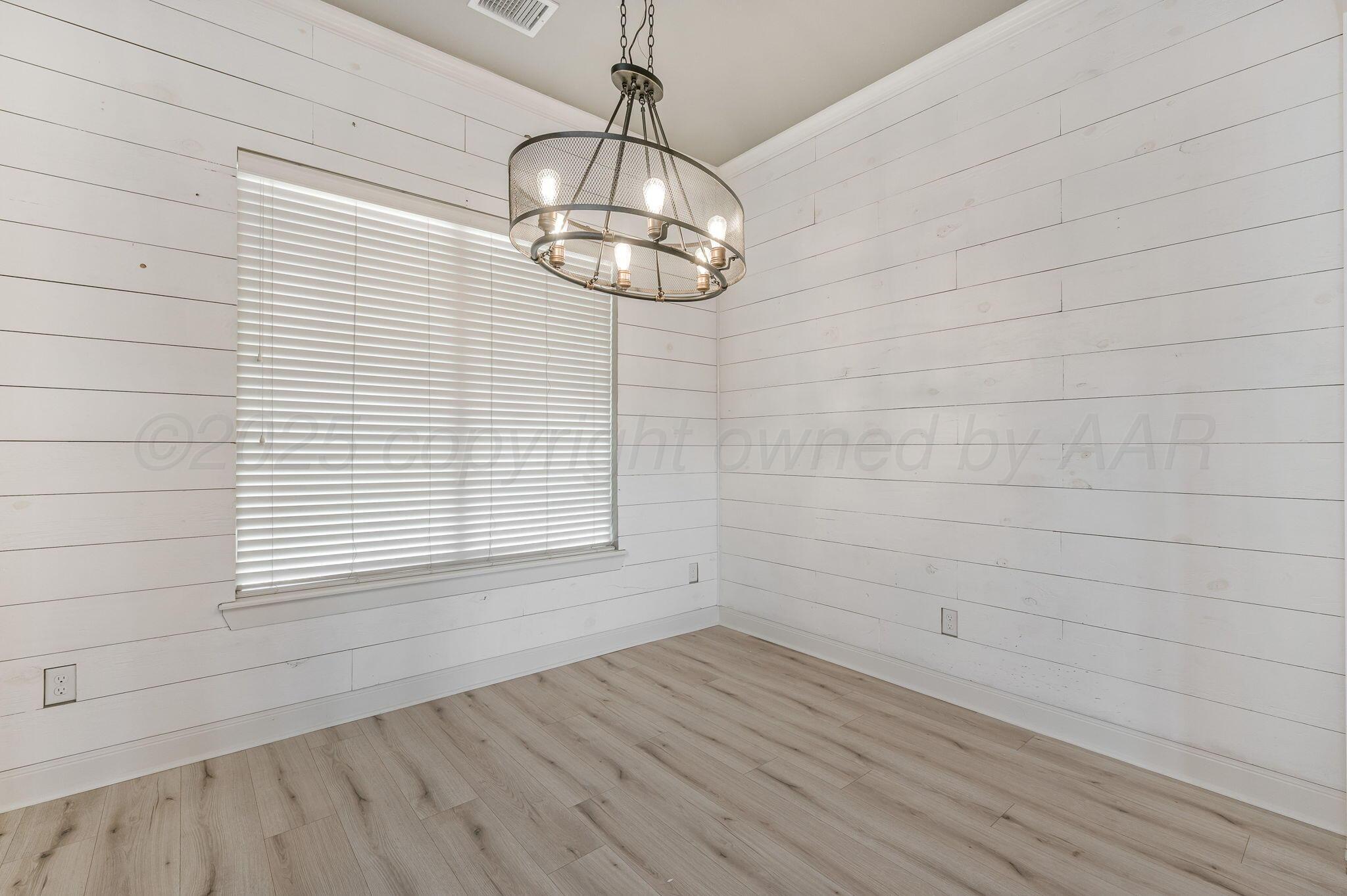 8 Aspe Lane Property Photo 11
