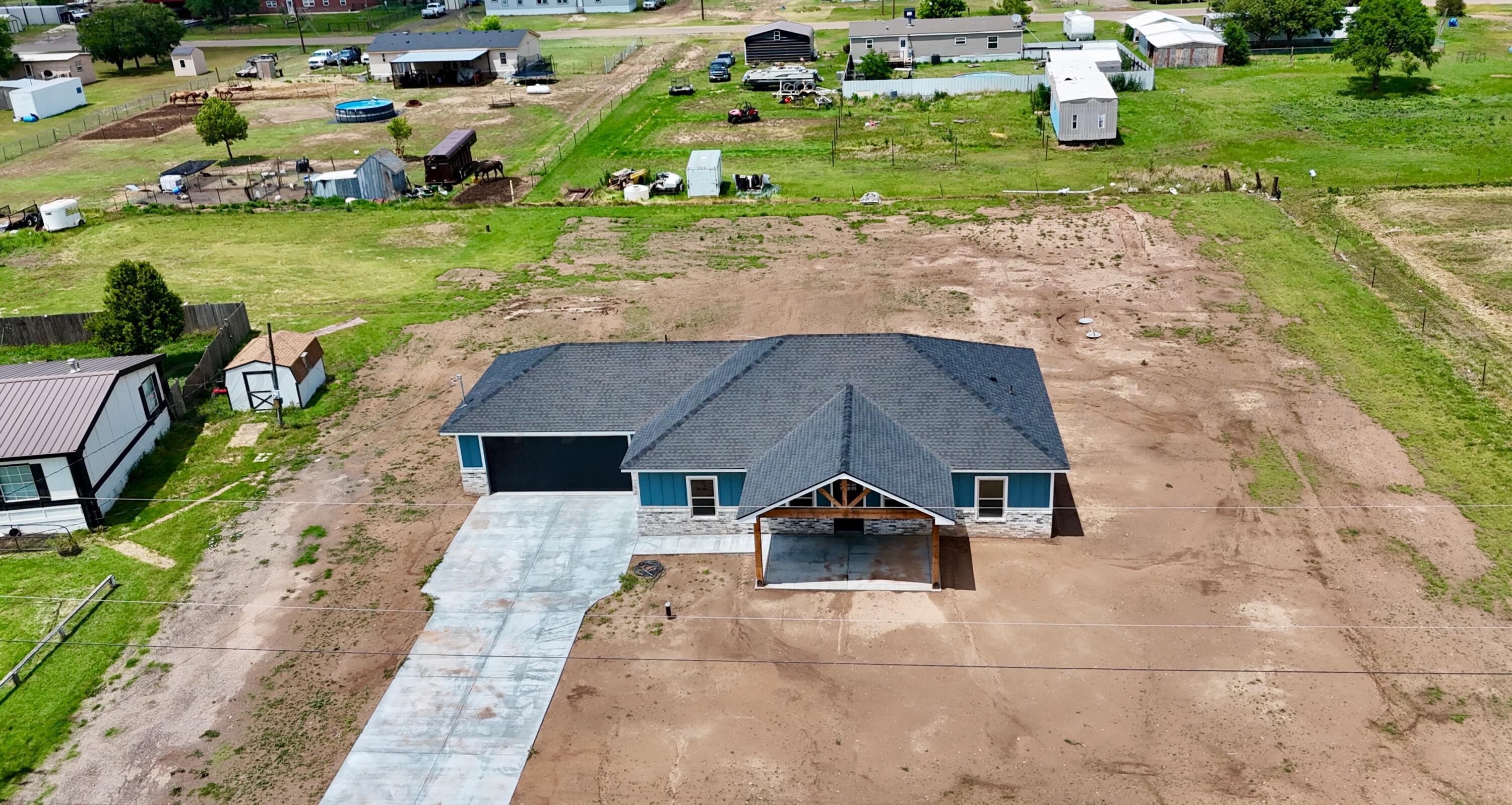 6704 Freddie Property Photo 3