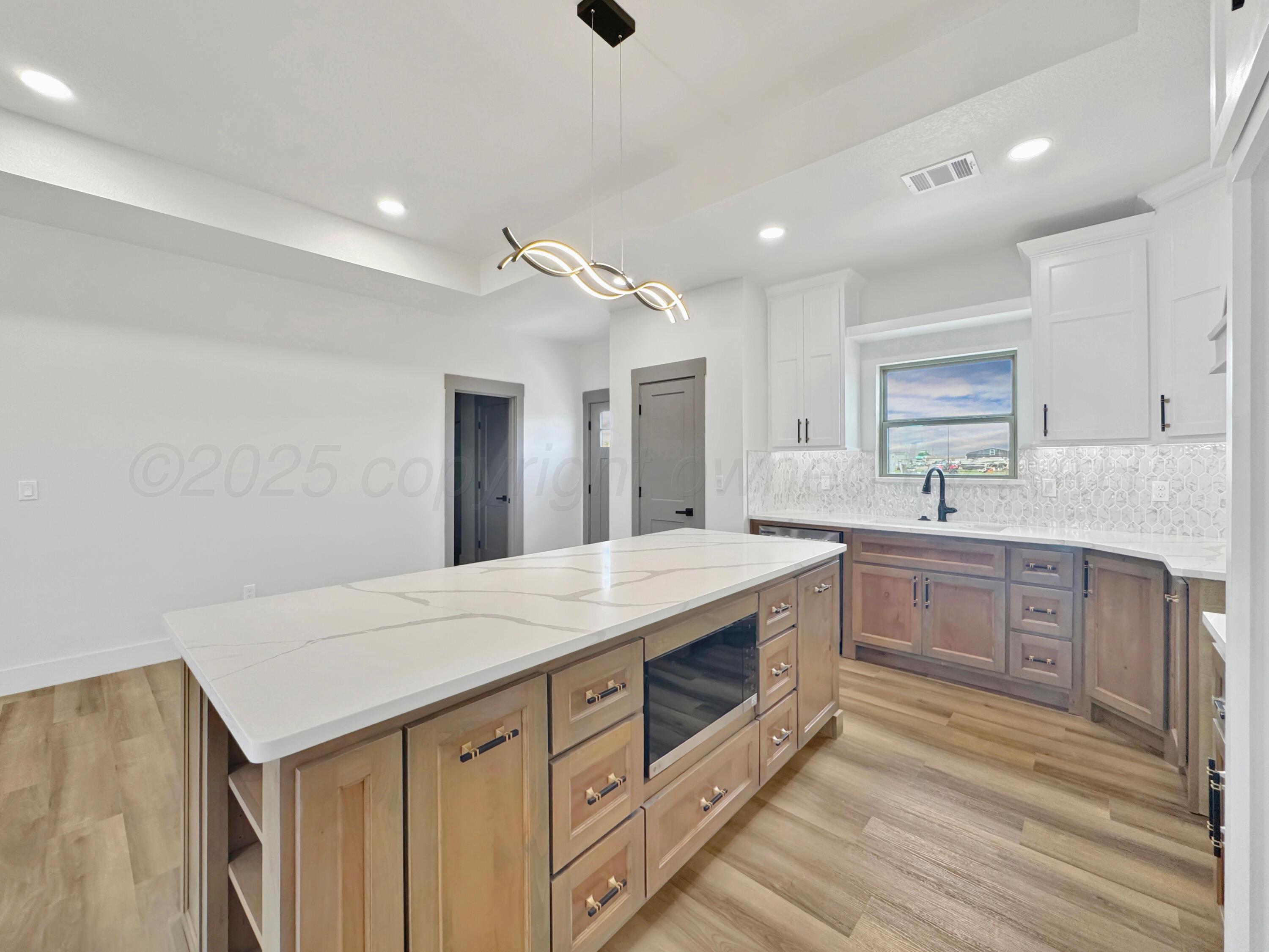 6704 Freddie Property Photo 13
