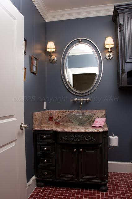 2223 S Ong Street Property Photo 40