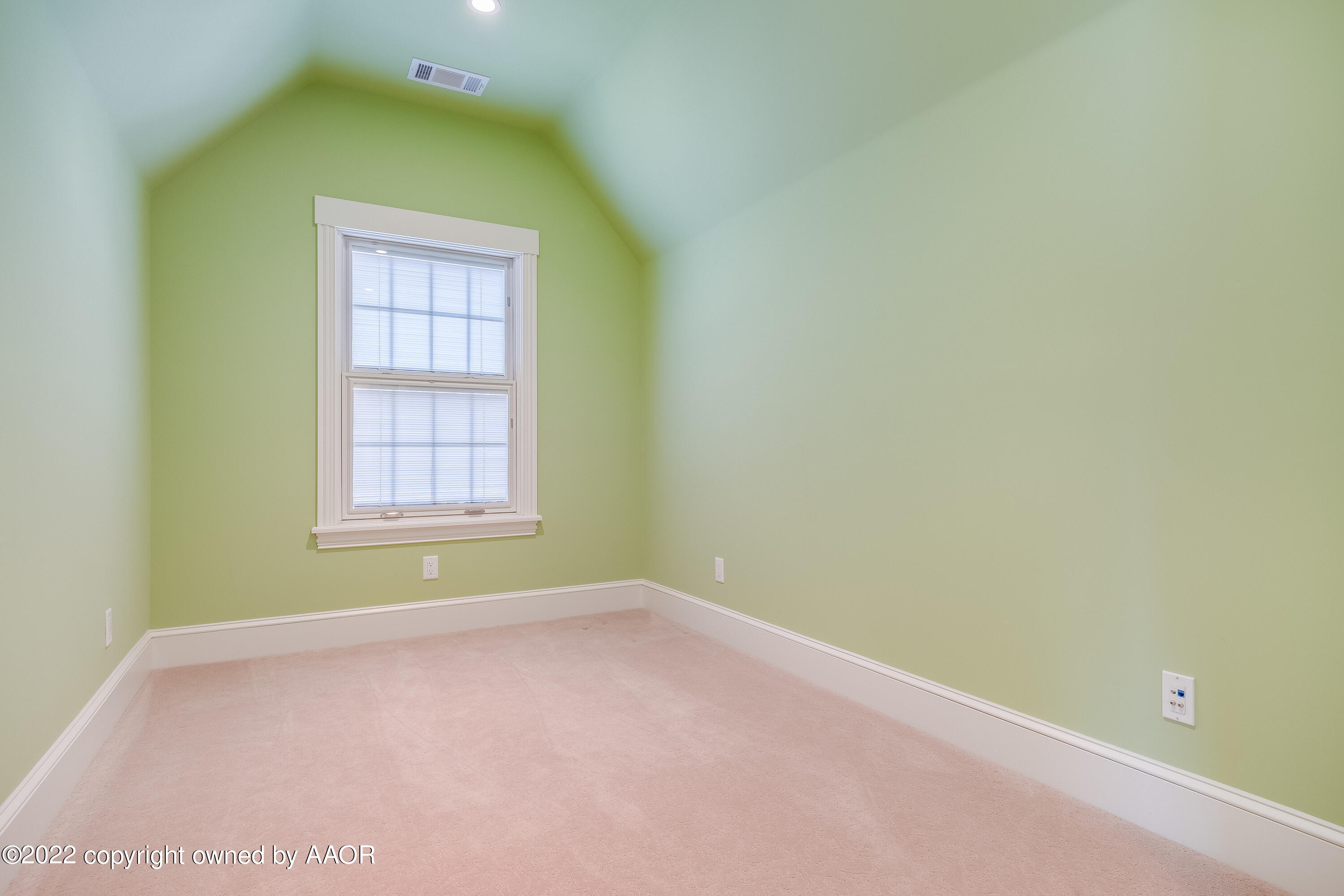 2223 S Ong Street Property Photo 55