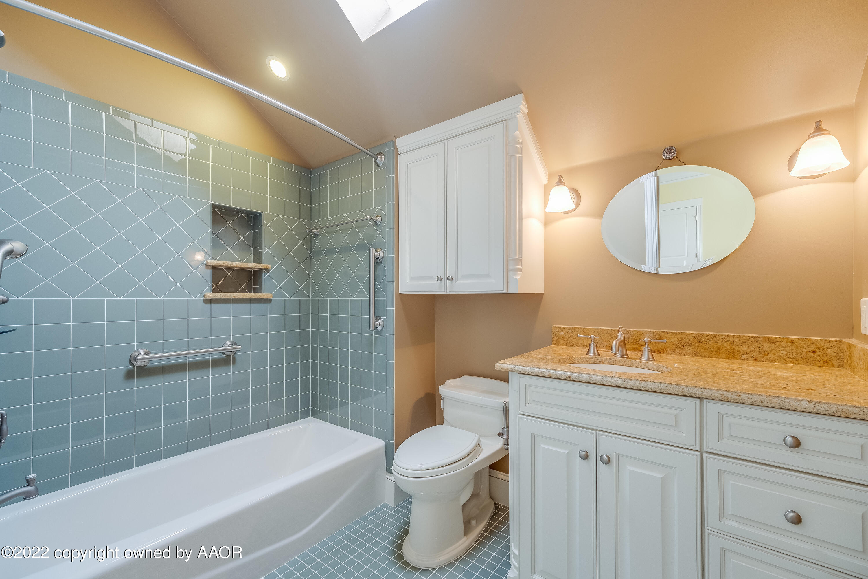 2223 S Ong Street Property Photo 57